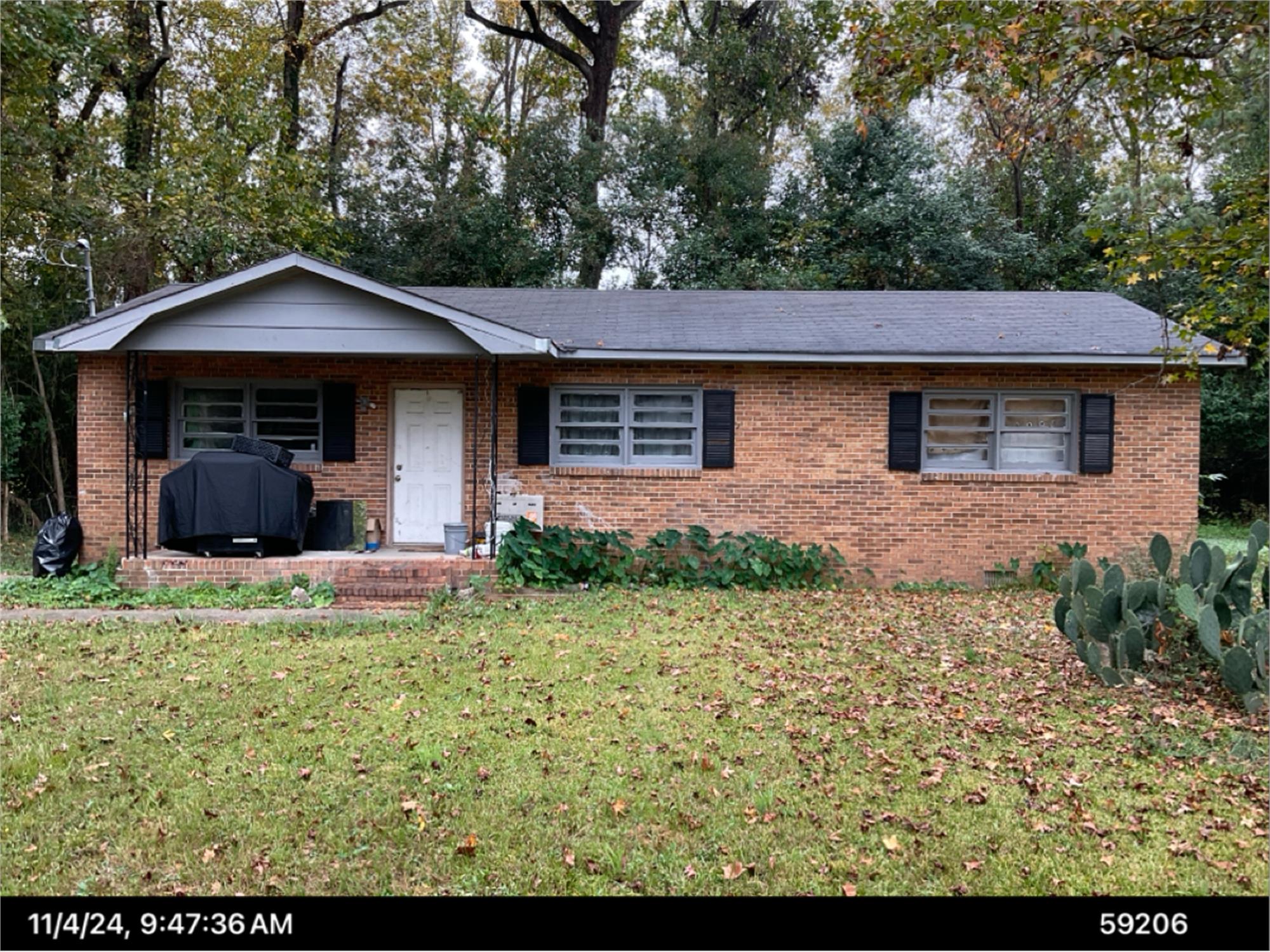 872 Perry Dr, Macon, GA 31217-4633
