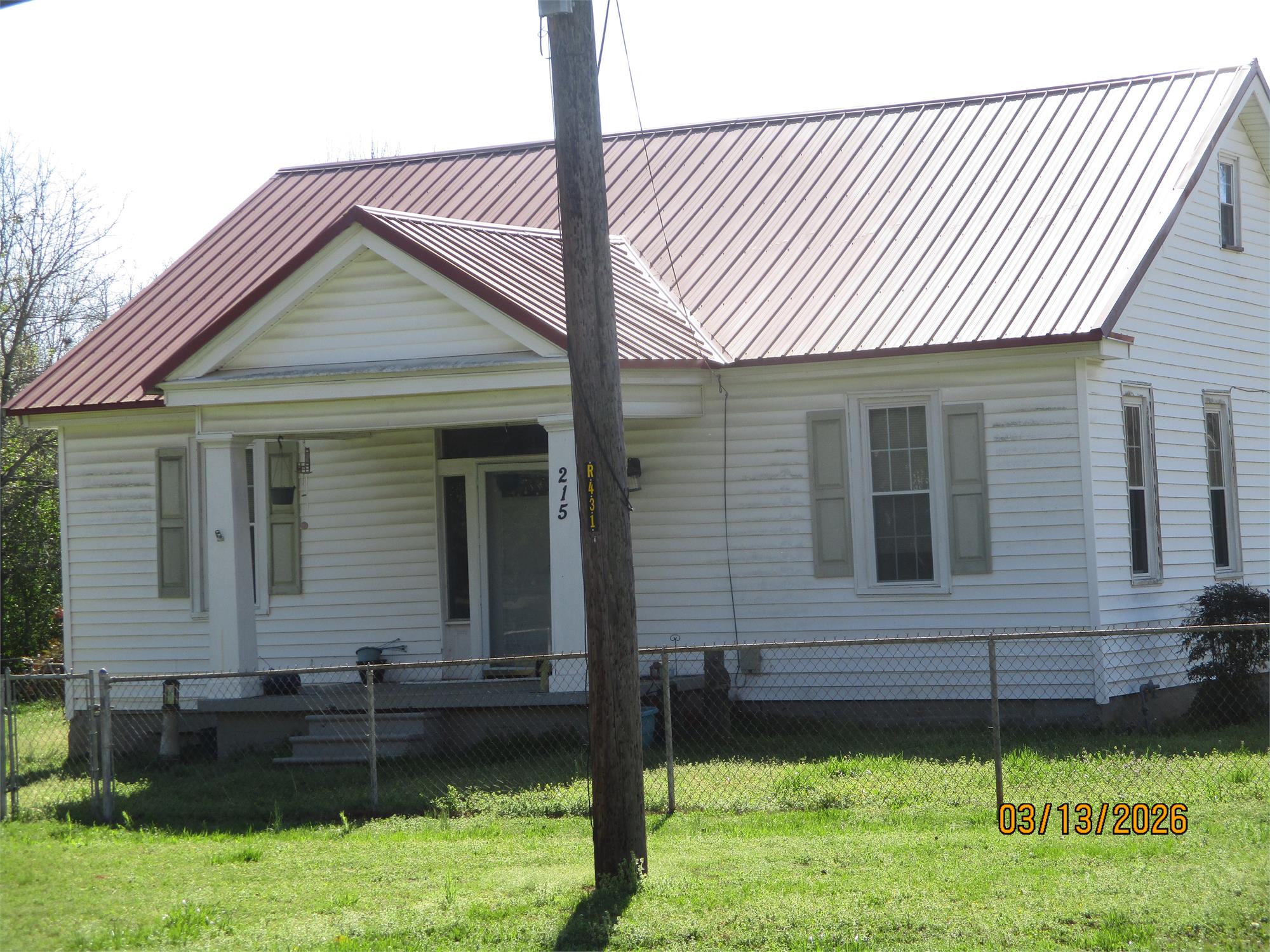 215 S Depot St, Greenville, GA 30222-1357