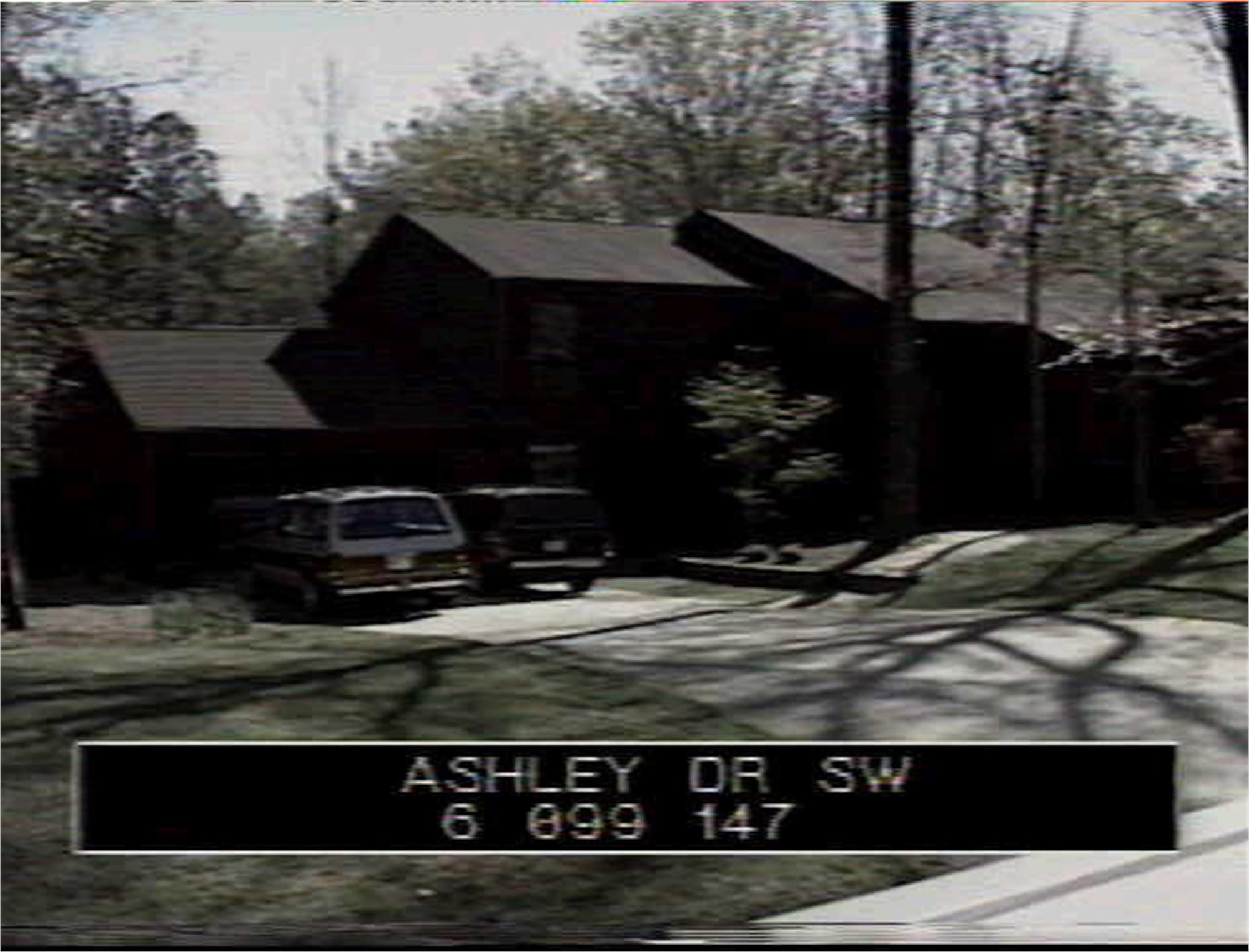 5238 Ashley Dr Sw, Lilburn, GA 30047-6639