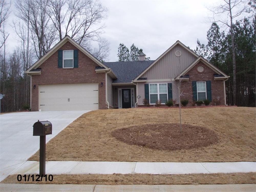 2820 S Port Dr, Bethlehem, GA 30620-3142