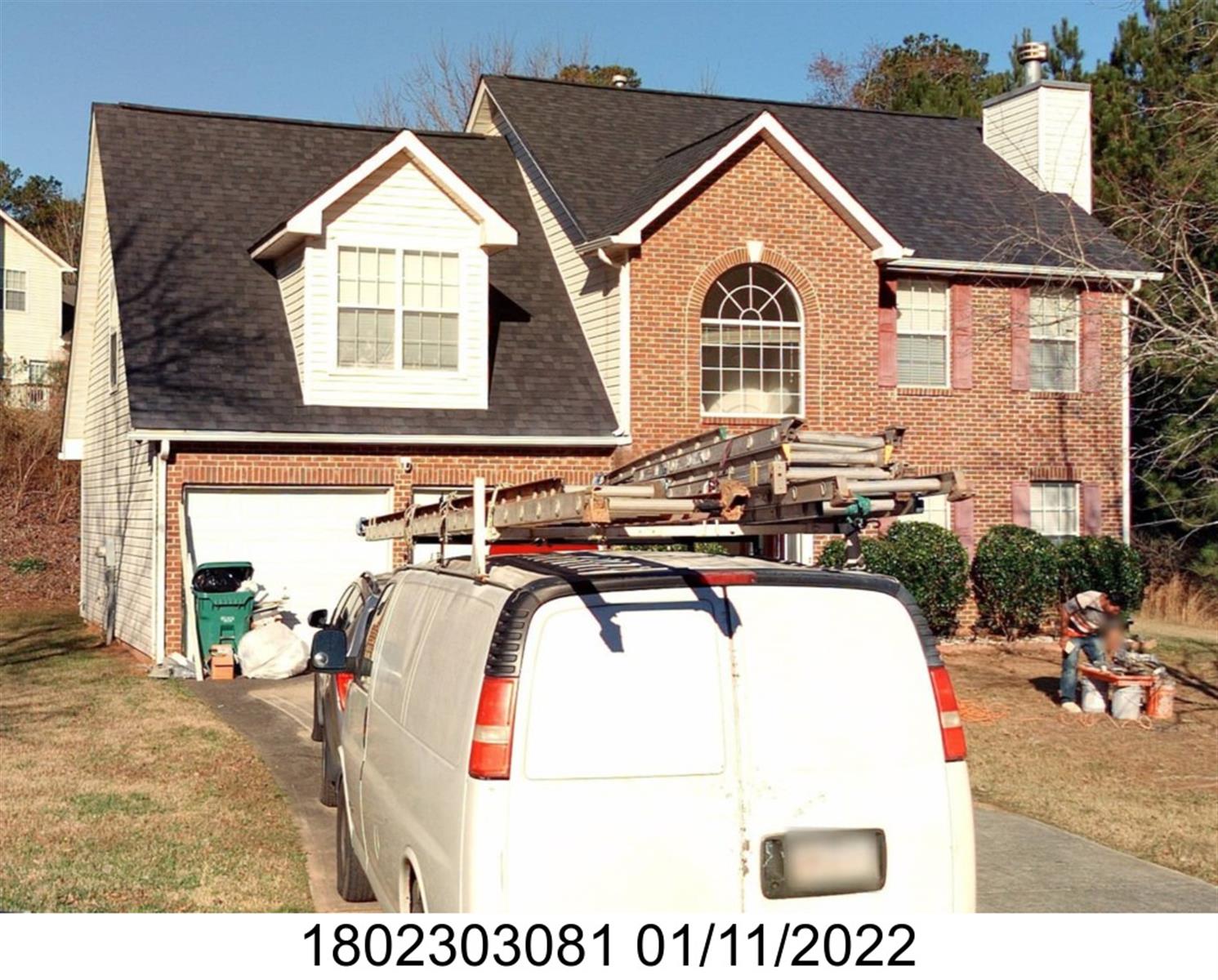 581 Dove Ln, Stone Mountain, GA 30087-7206