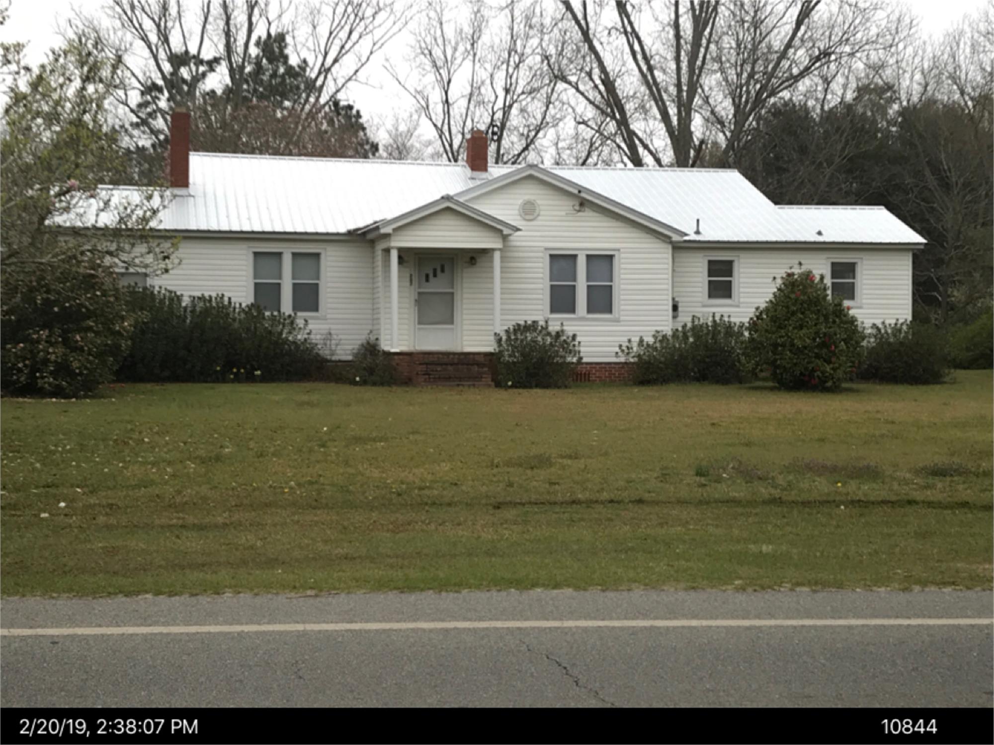207 N Railroad Ave, Twin City, GA 30471-3885