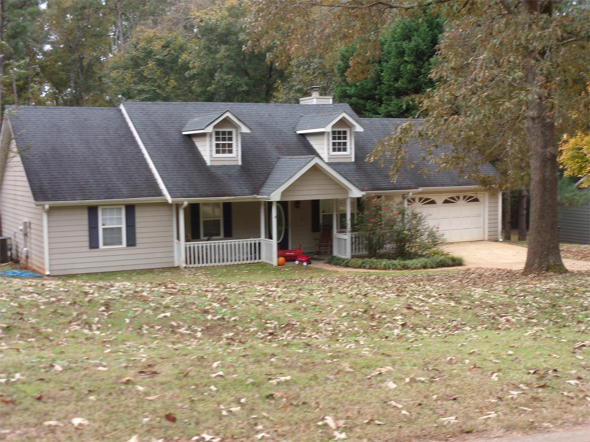 205 Willow Shoals Dr, Covington, GA 30016-8737