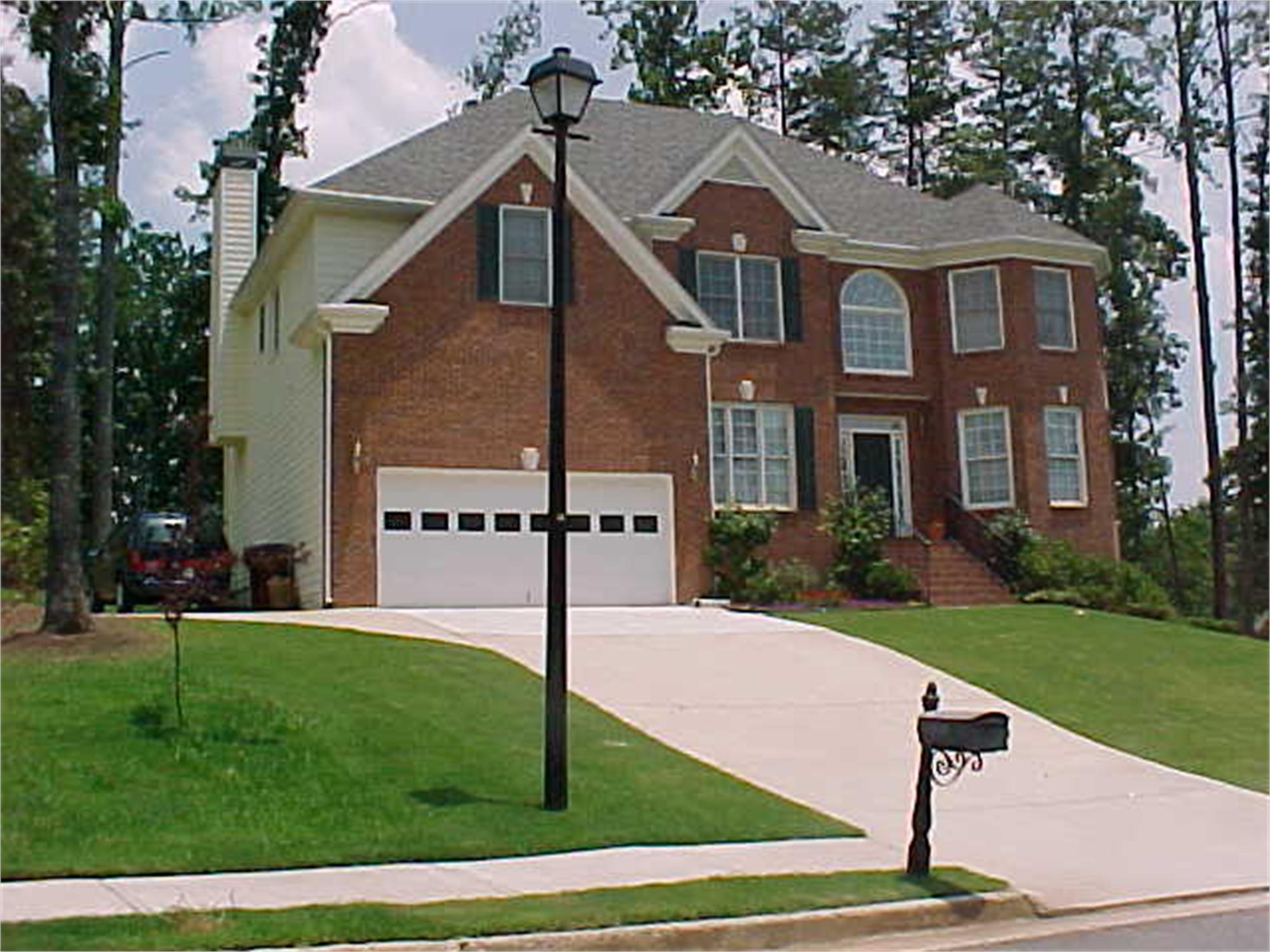 662 Kenion Forest Way, Lilburn, GA 30047-4198