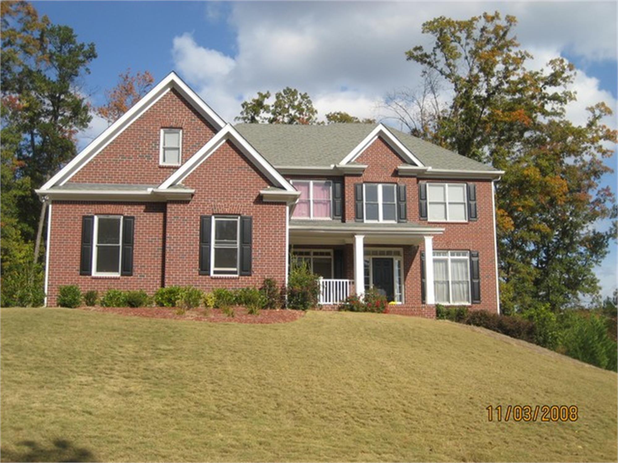 710 Links View Dr Ne, Sugar Hill, GA 30518-7418