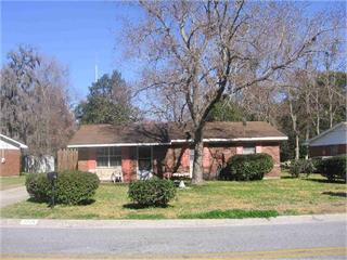 2225 Poinsetta Cir, Brunswick, GA 31520-2751