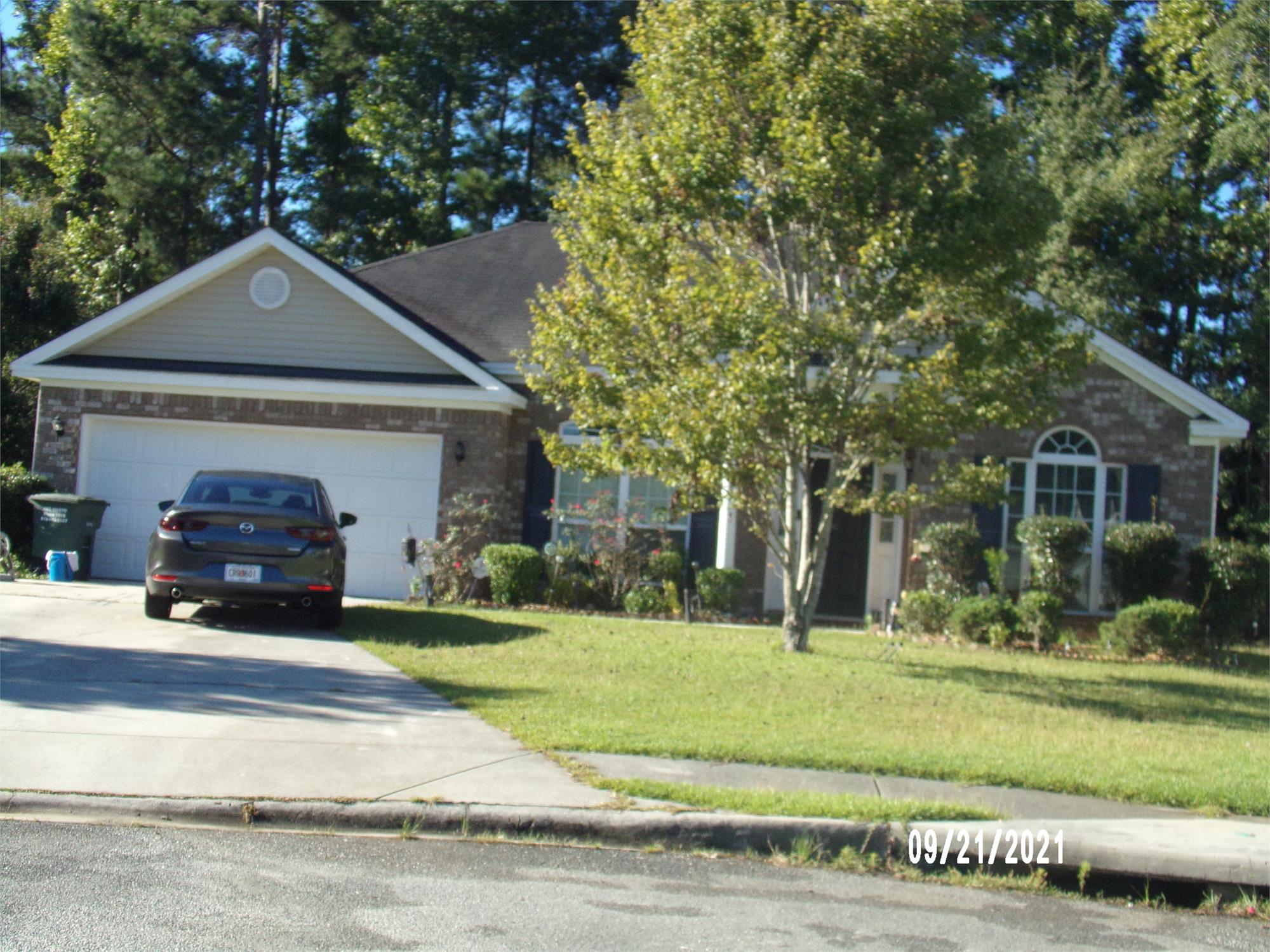 27 Montero Dr, Savannah, GA 31405-9496