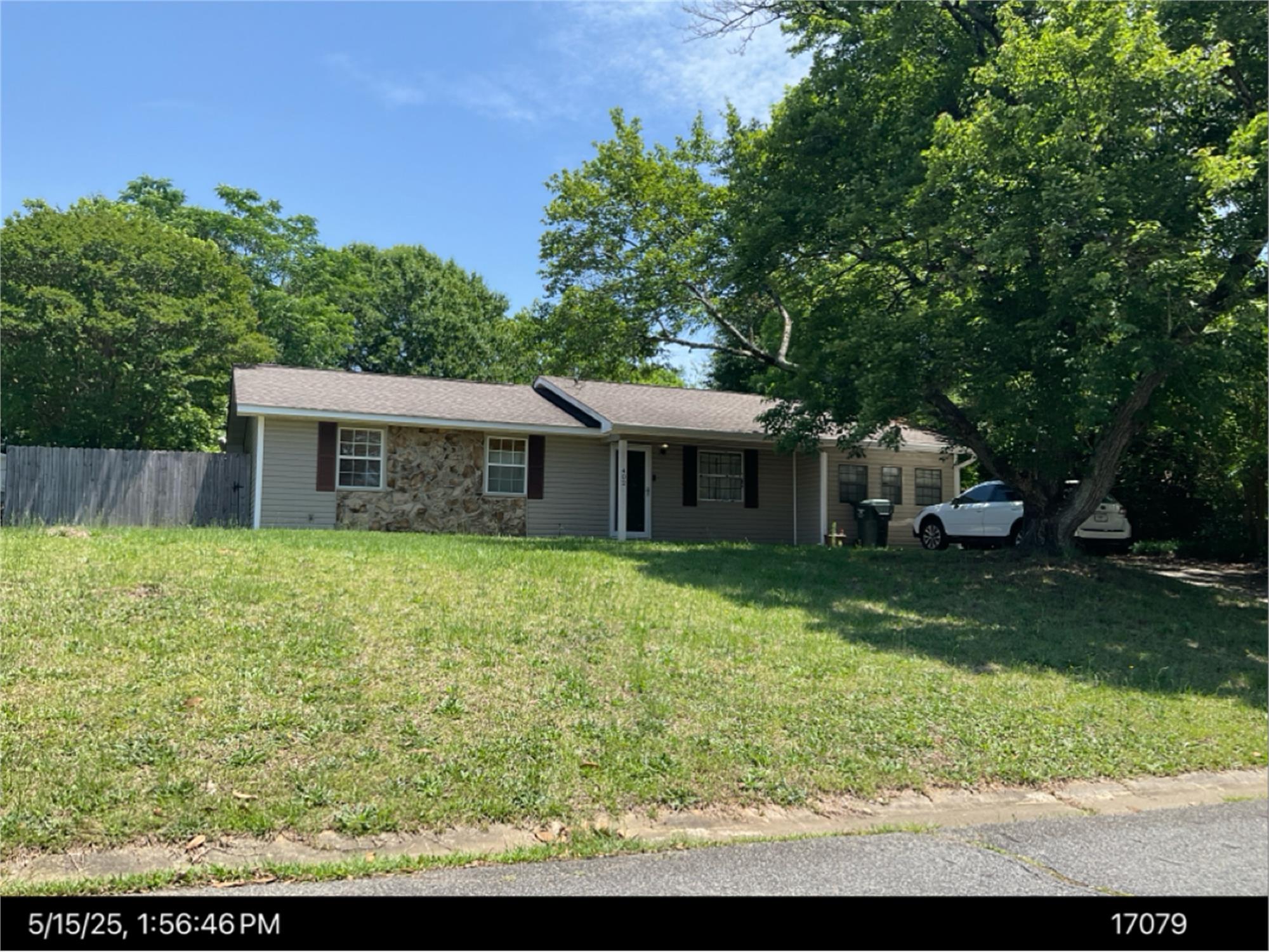 402 Scarborough Rd, Warner Robins, GA 31093-1405