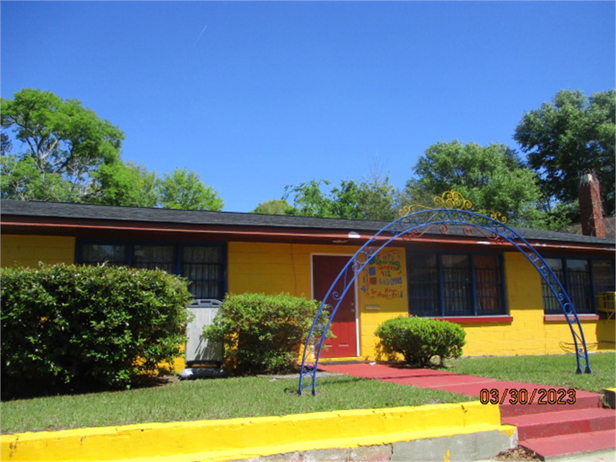 114 W 61st St, Savannah, GA 31405-5108