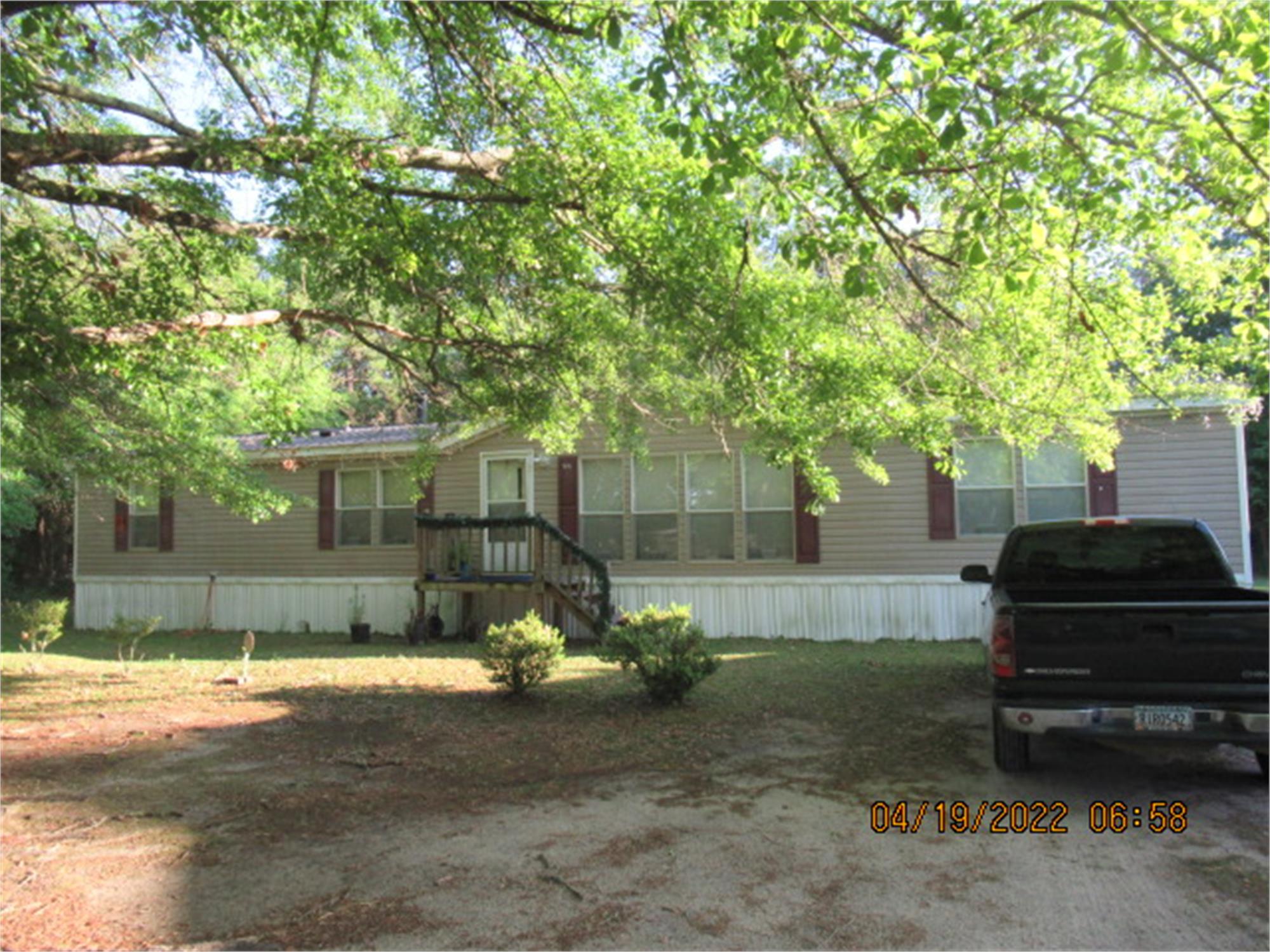 950 East Lillian Street, Metter, GA 30439