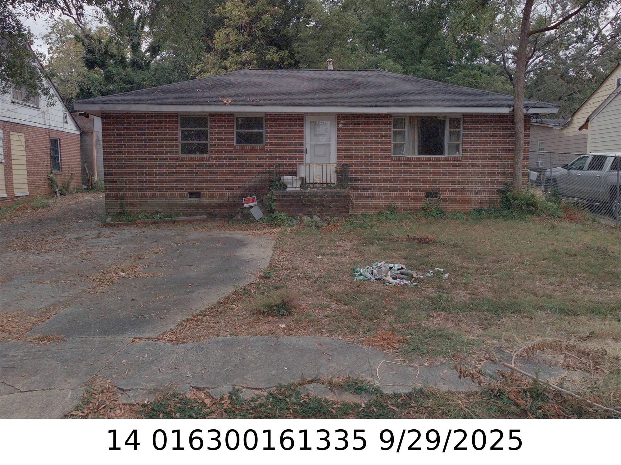 3016 Larose St, Atlanta, GA 30344-4526