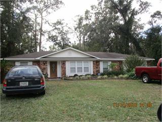 102 Dolphin Dr, Brunswick, GA 31525-2163