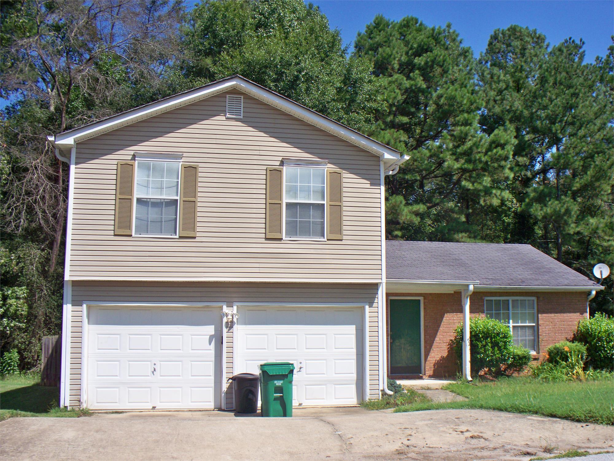 772 Kilkenny Cir, Lithonia, GA 30058-9026