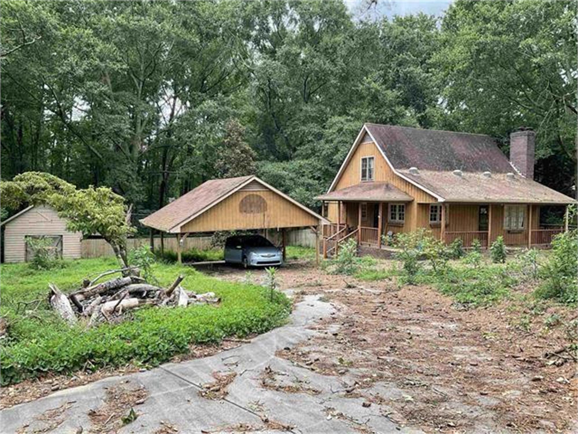 3055 Spot Rd, Cumming, GA 30040-2949