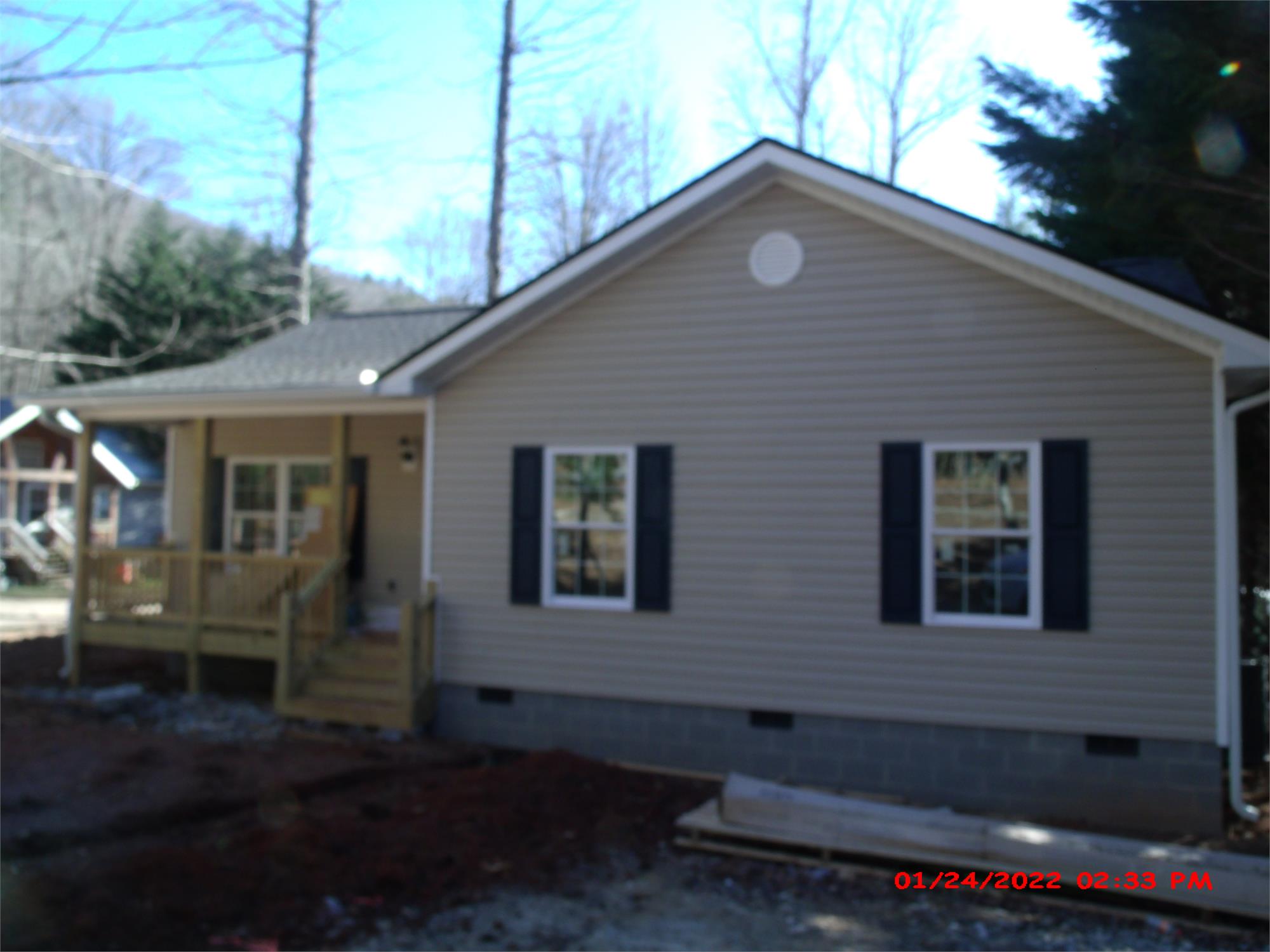 216 Merrydale Ln, Clayton, GA 30525-5180