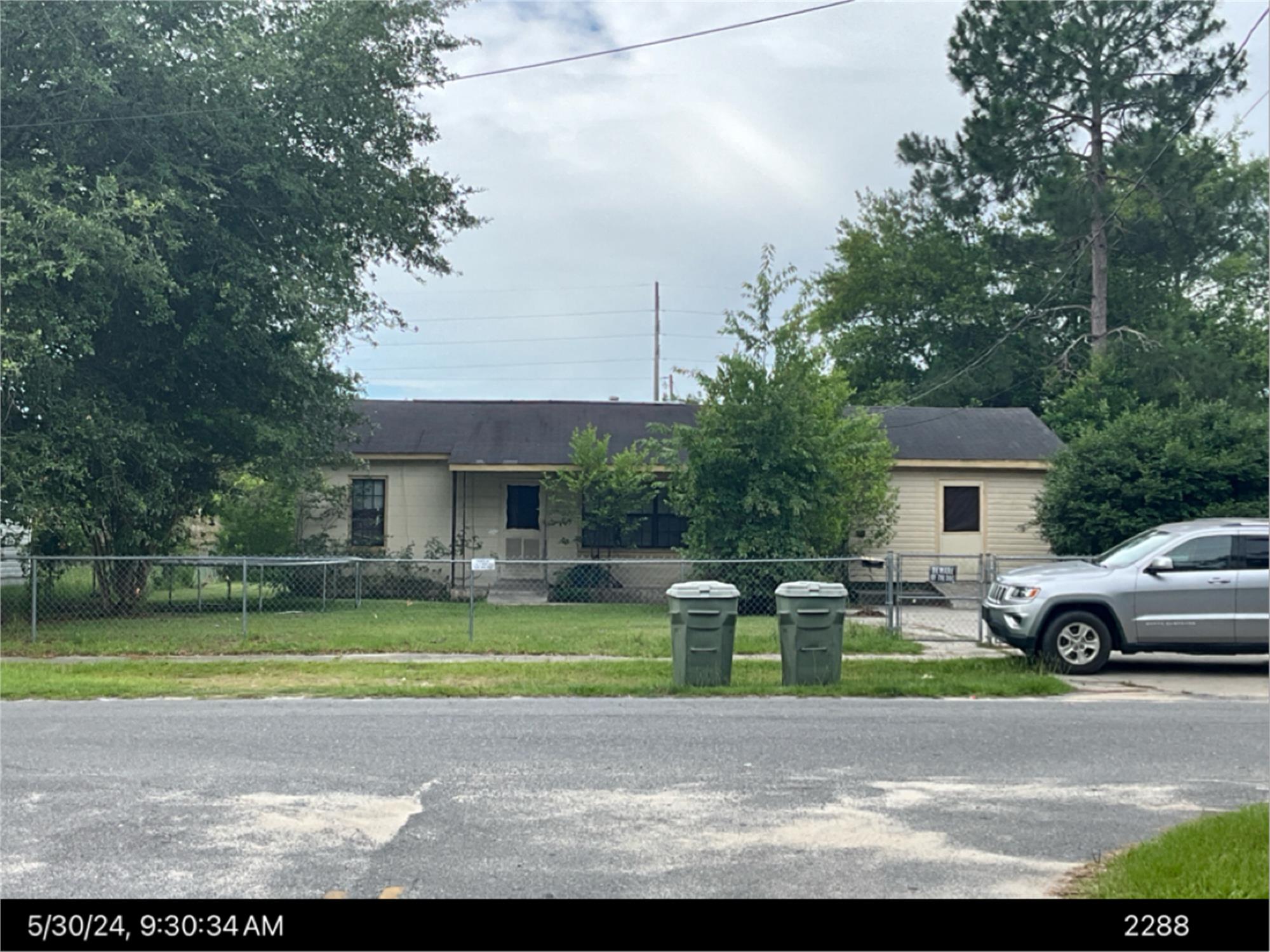406 Hickory St, Douglas, GA 31533-4505