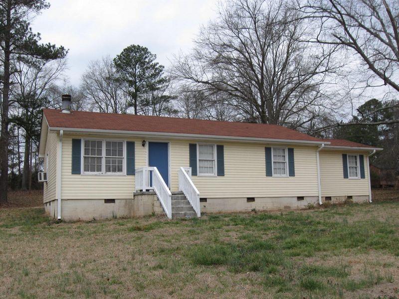 1085 N Mcdonough Rd, Griffin, GA 30223-6610