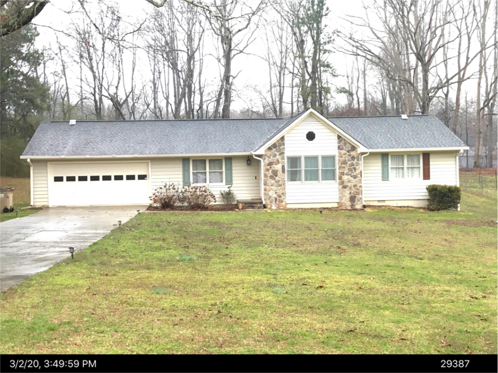 4213 Green Valley Dr, Gainesville, GA 30506-4601