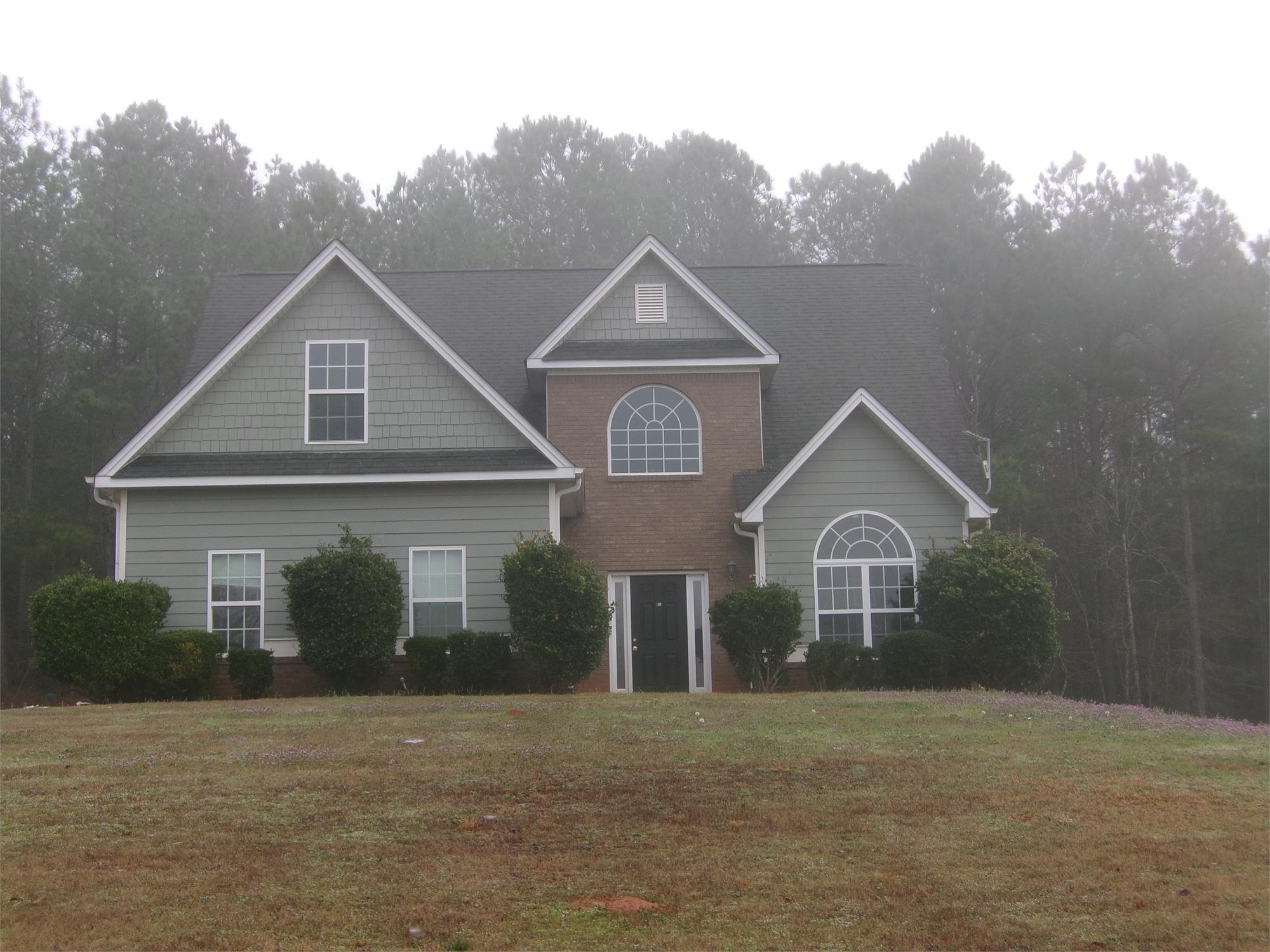 204 Jasmine Ln, Lagrange, GA 30241-8360