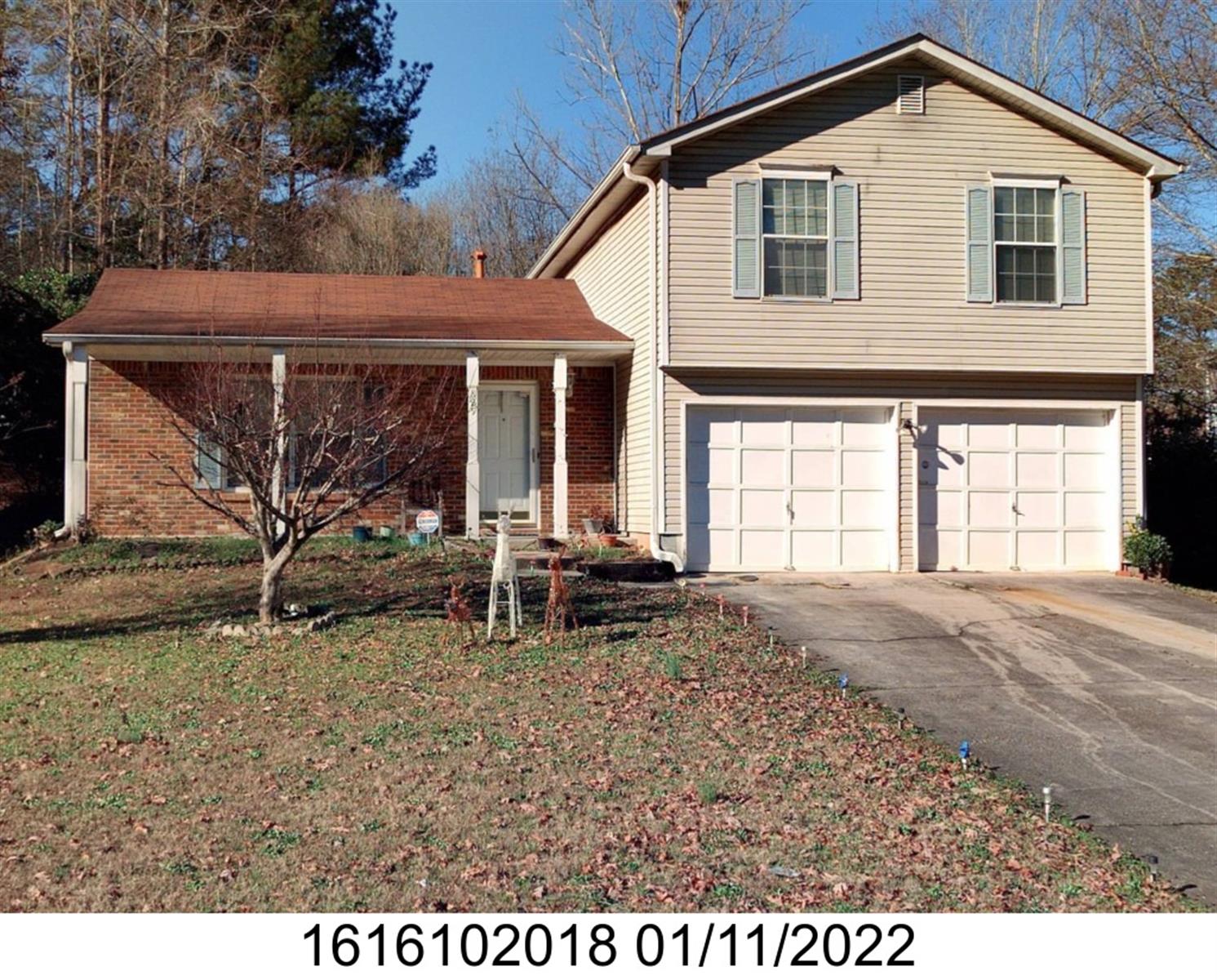 829 Carlingford Pl, Lithonia, GA 30058-9055