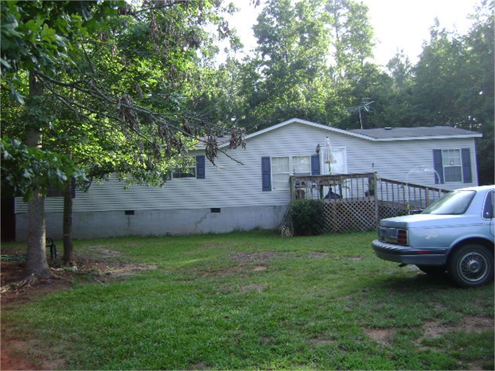 98 Jims Ln, Nicholson, GA 30565-1871