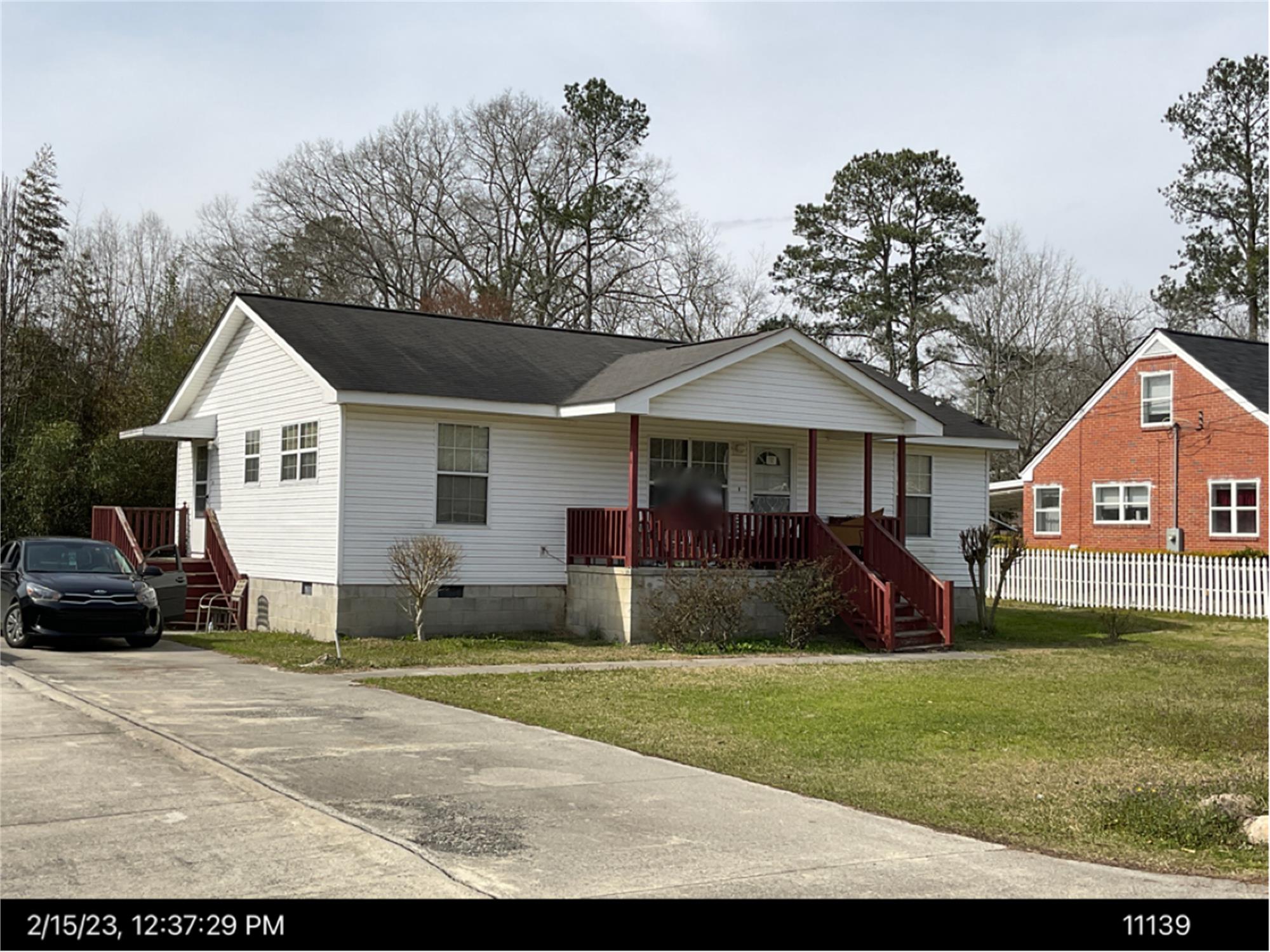 323 Cleveland St, Thomson, GA 30824-1673