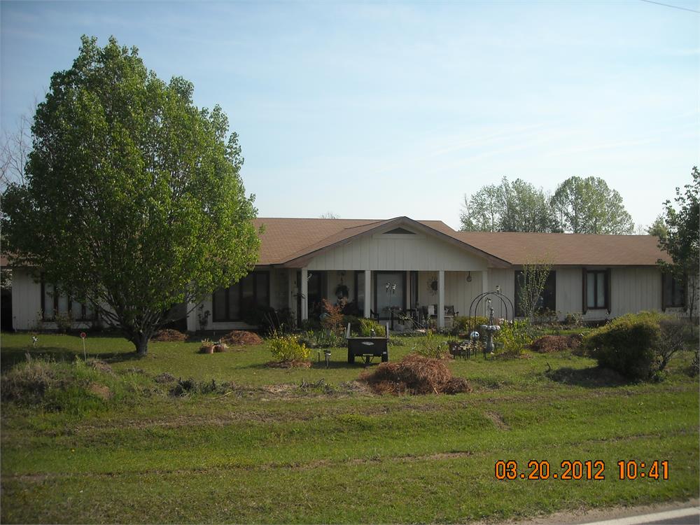 69 Evergreen Church Rd, Cobbtown, GA 30420-3820