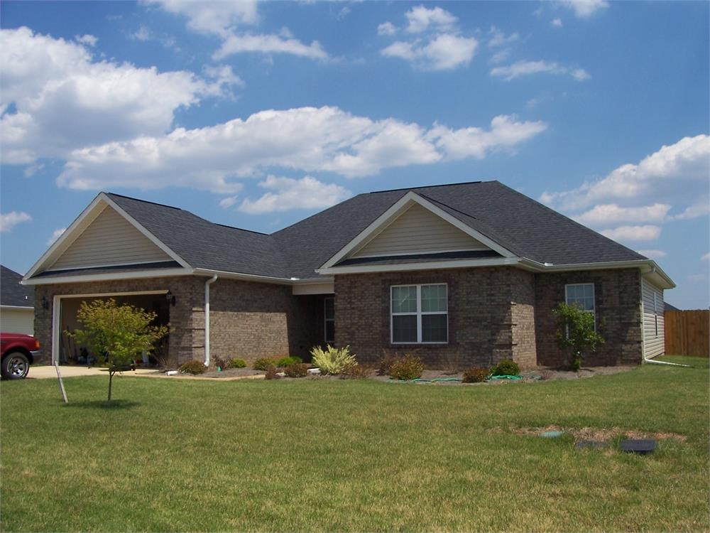 409 Brandon Way, Byron, GA 31008-5436