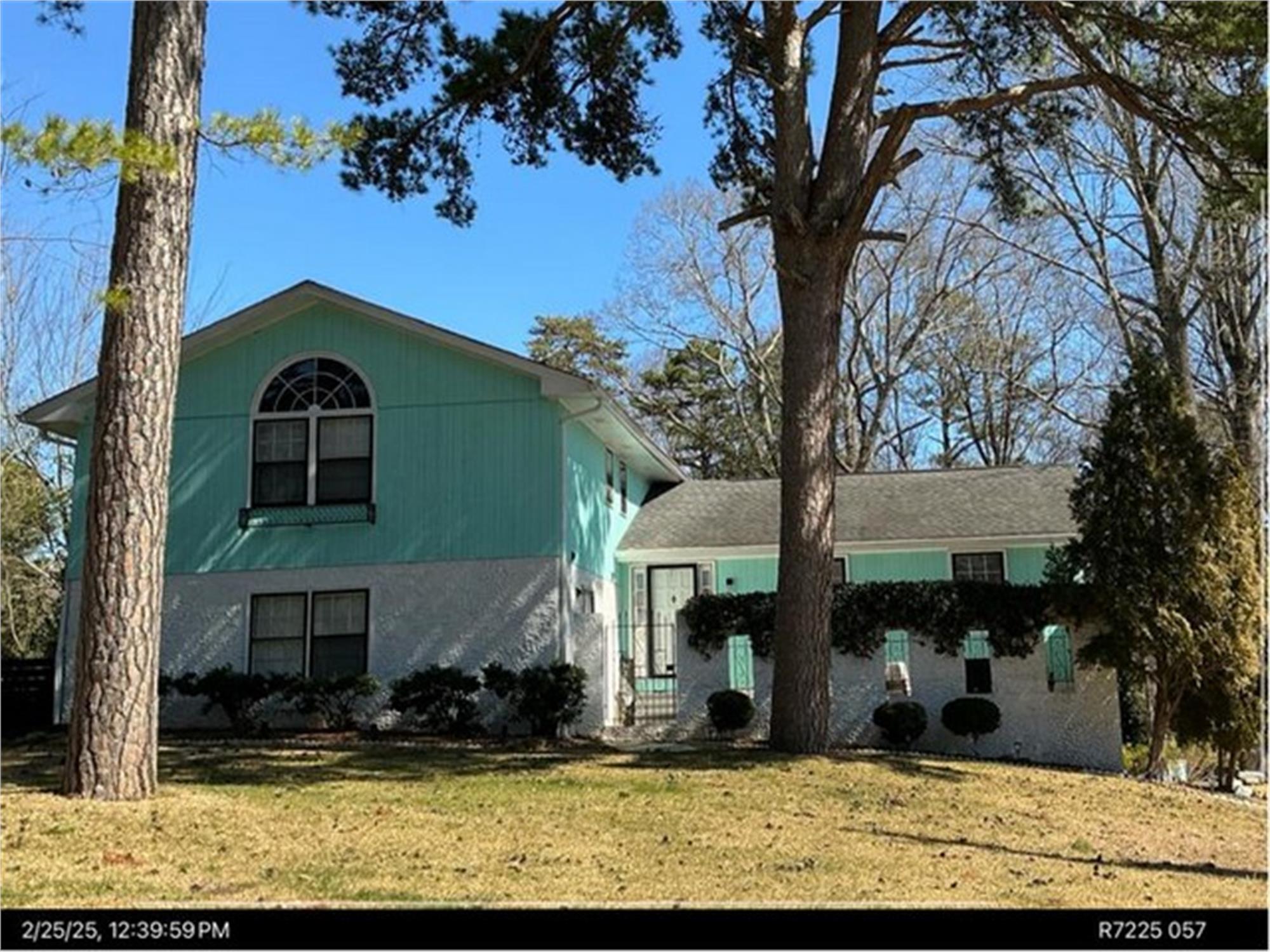 4141 Springlake Cir Ne, Buford, GA 30519-3941
