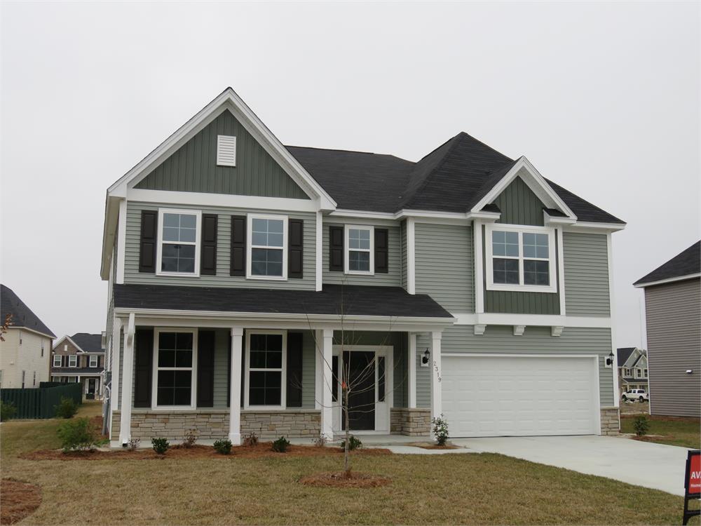2319 Castleoak Dr, Richmond Hill, GA 31324-0809