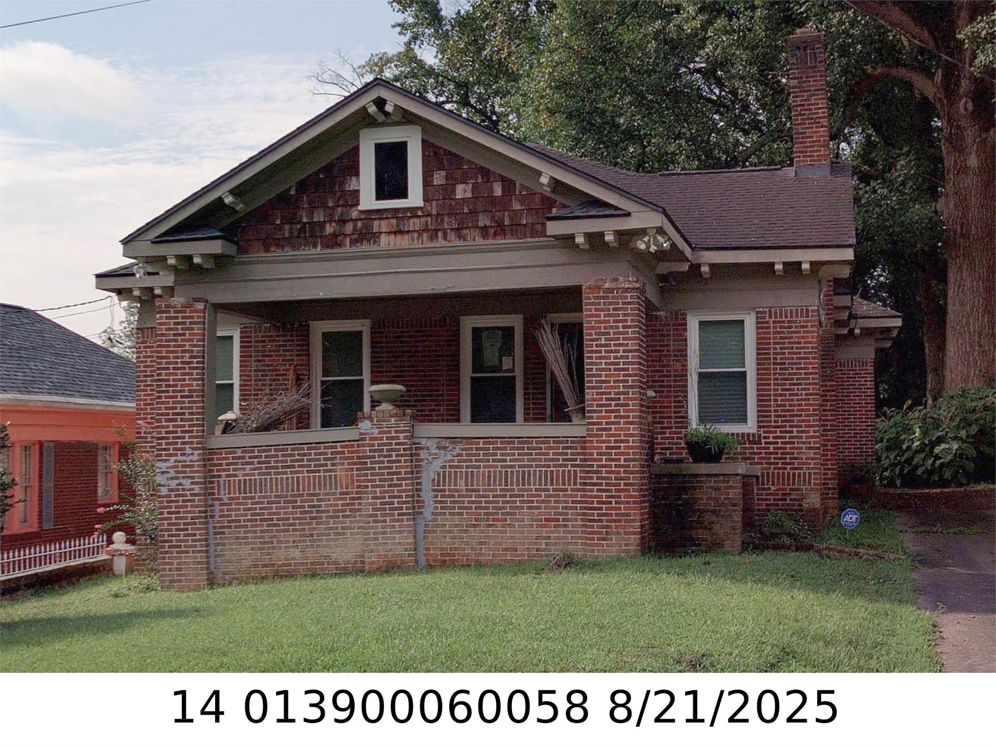 1388 Beecher St Sw, Atlanta, GA 30310-2560