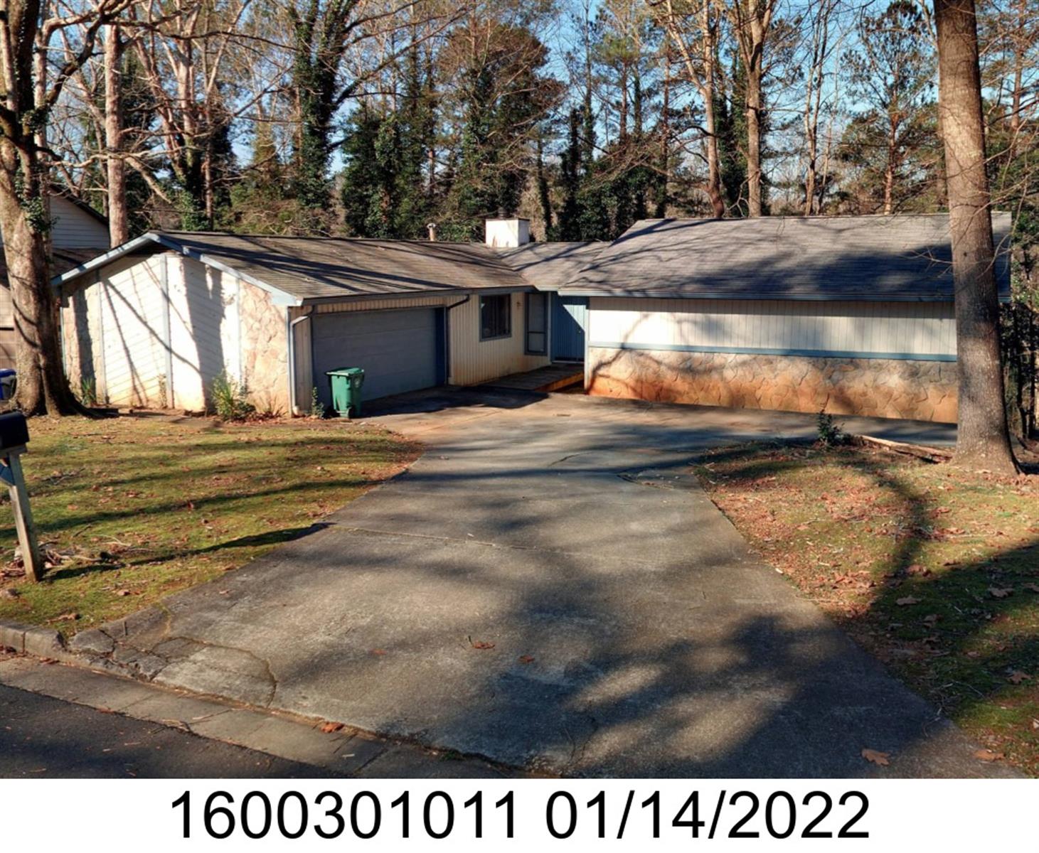 1583 Fieldgreen Overlook, Stone Mountain, GA 30088-3110