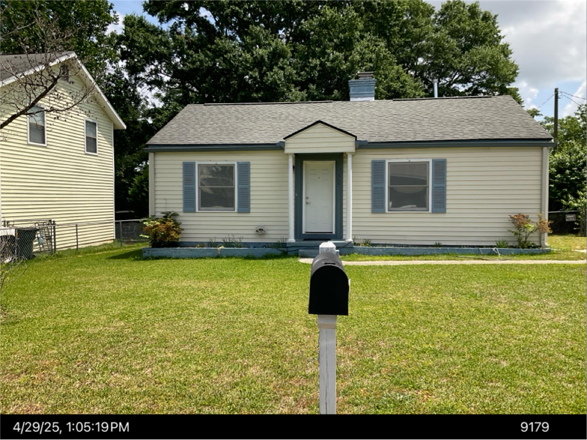 305 Mcarthur Blvd, Warner Robins, GA 31093-3215