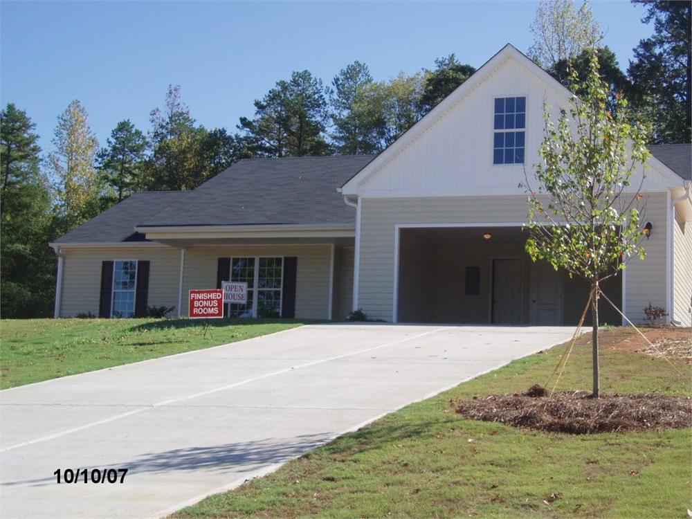 878 Hawk Creek Trl, Winder, GA 30680-2942