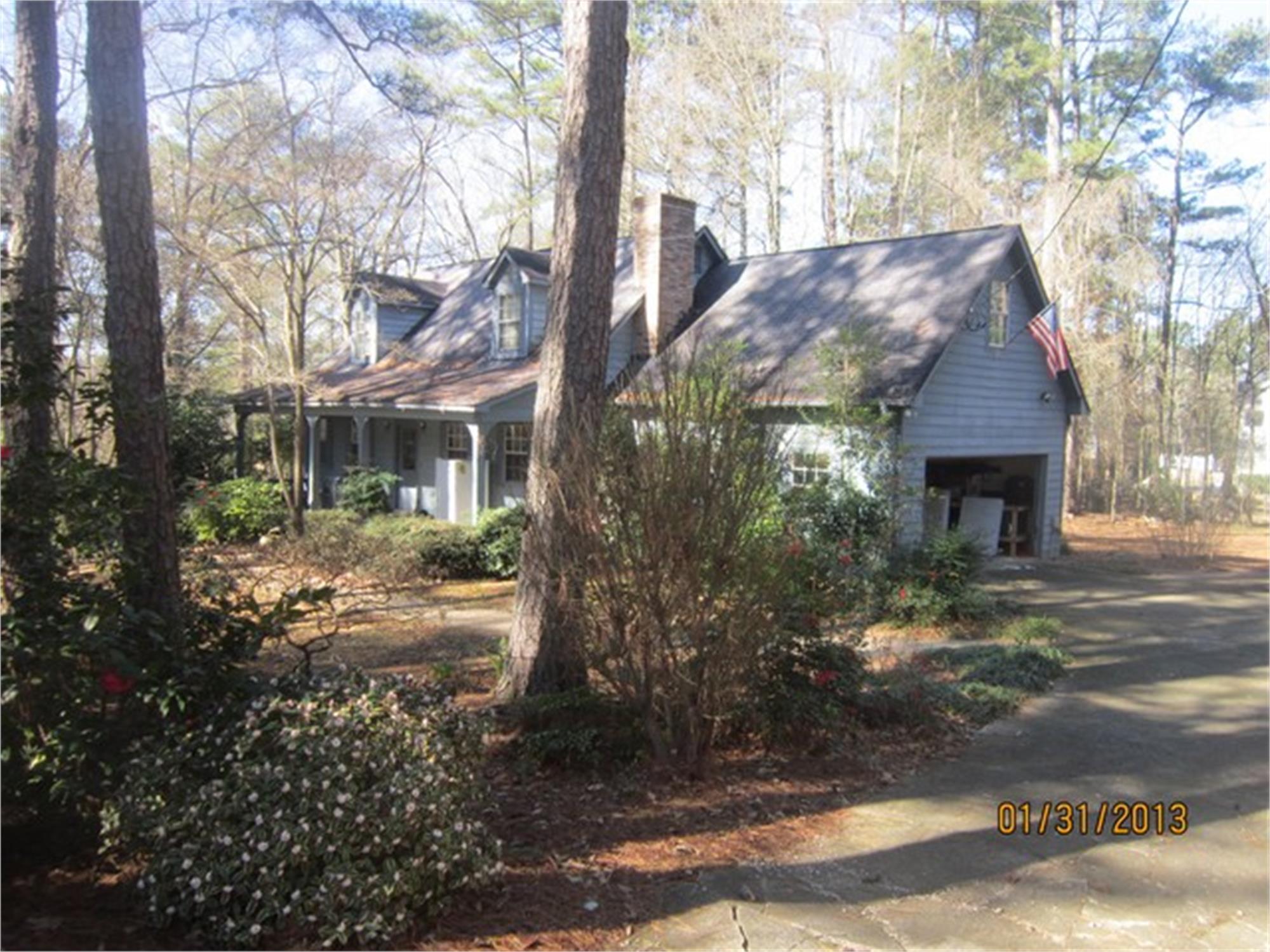 3195 Brownlee Ln Sw, Lilburn, GA 30047-1905