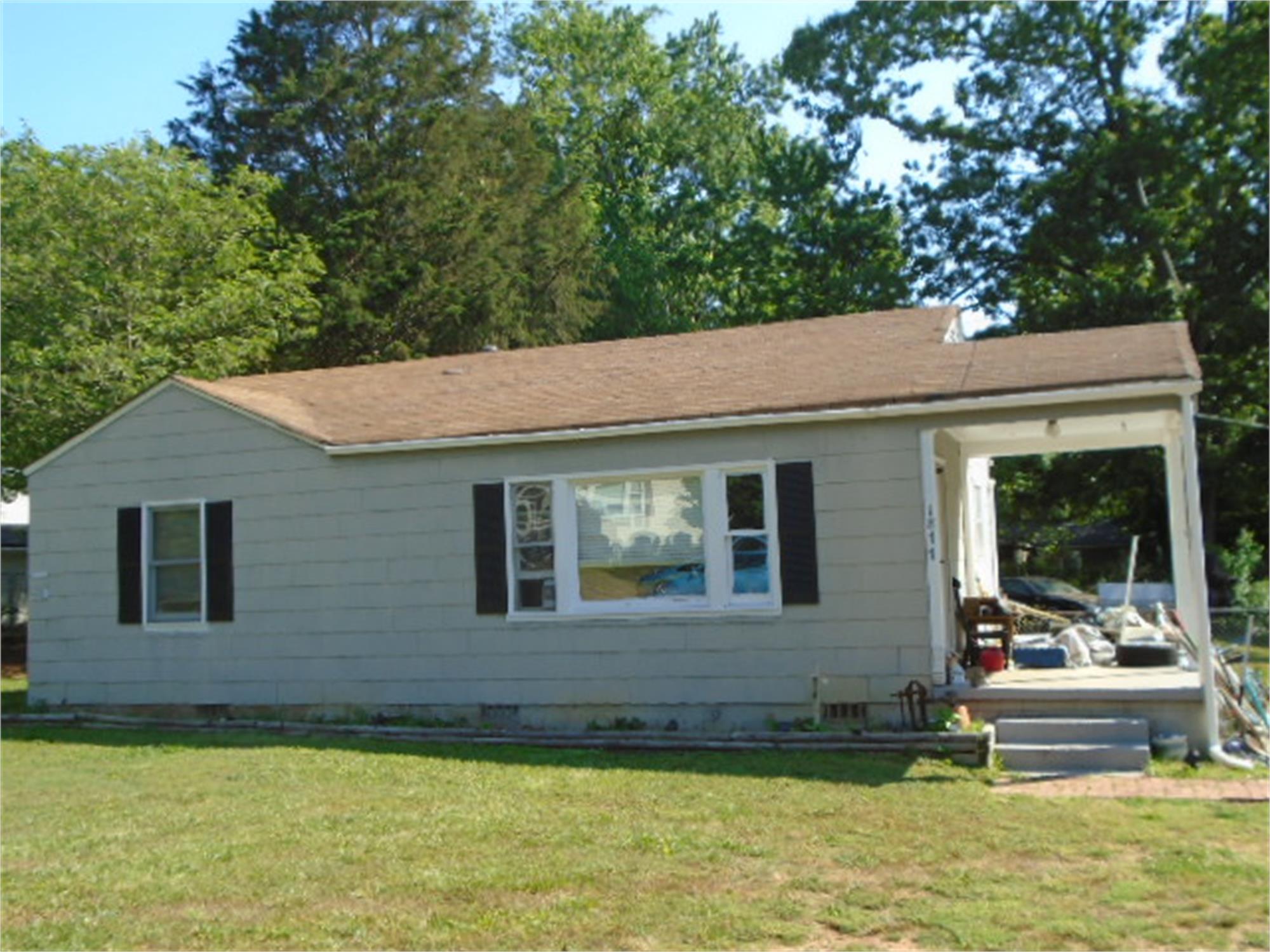 1877 Clearwater Dr Se, Marietta, GA 30067-7257