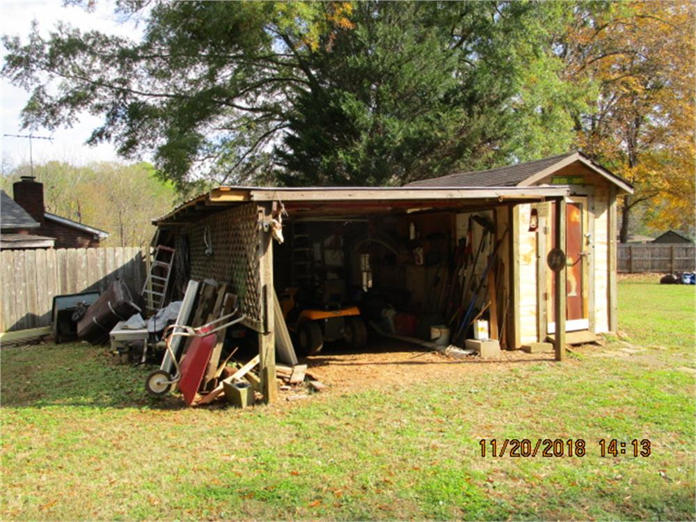 30 Oakdale Dr, Cartersville, GA 30120-2309