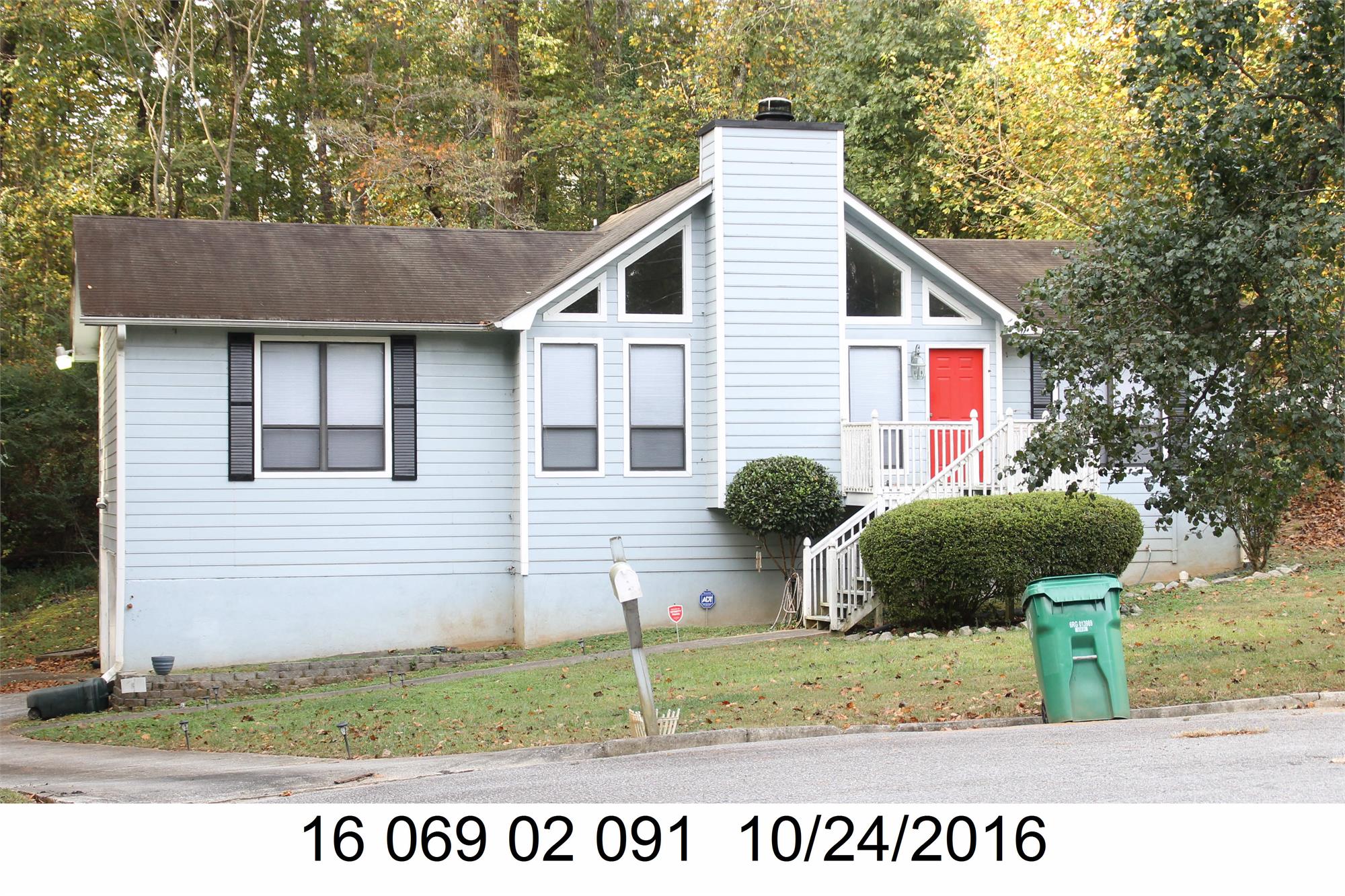 1738 Hilton Ridge Ct, Lithonia, GA 30058-5627