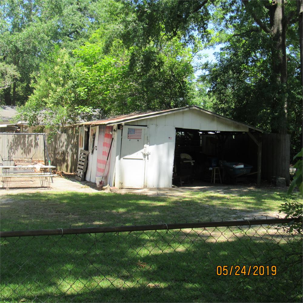 137 S 3rd St, Cochran, GA 31014-6731