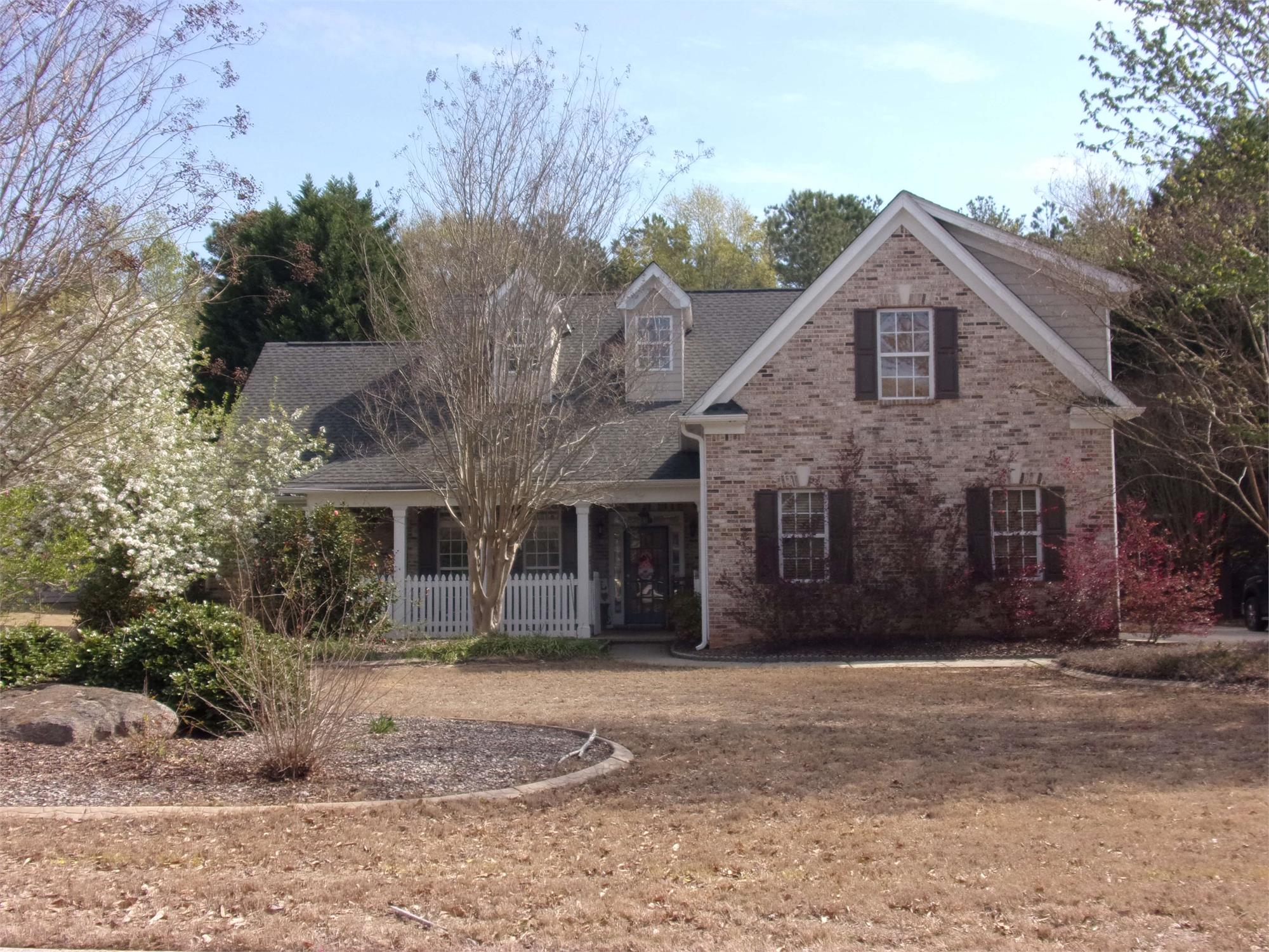 1272 Alcovy Bluff Dr, Monroe, GA 30656-8635