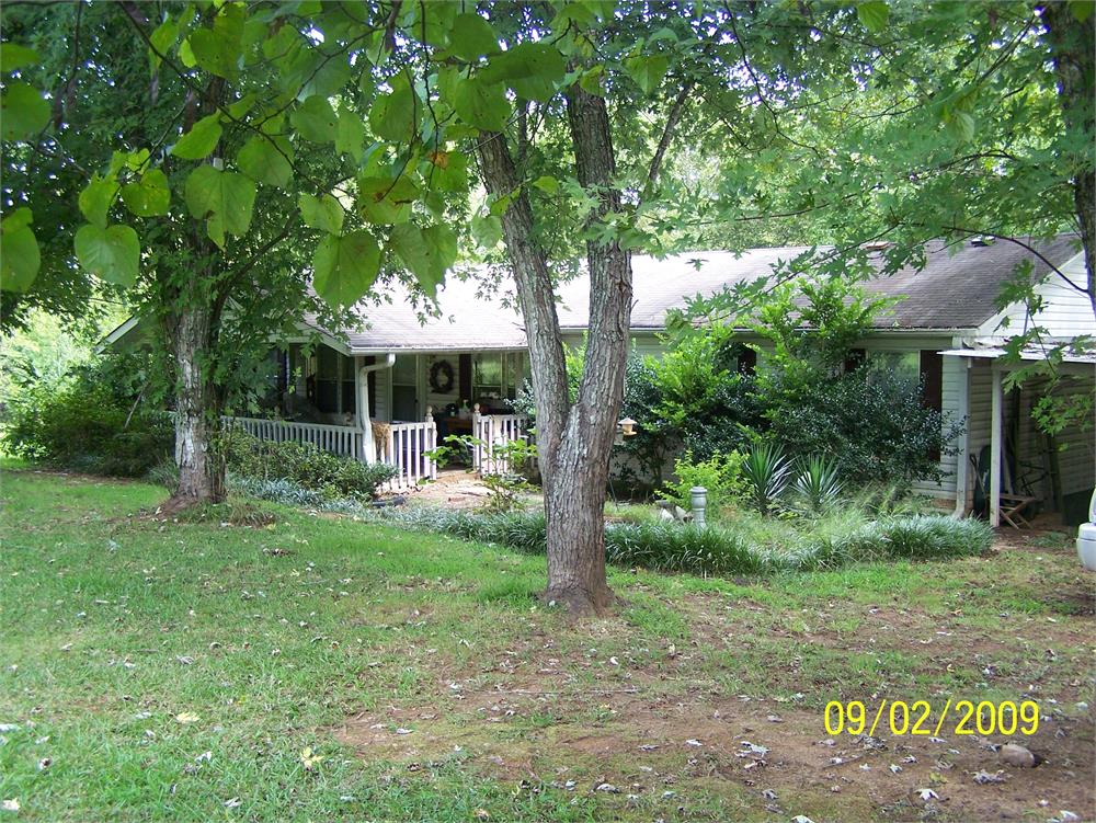 170 Winding Ln, Locust Grove, GA 30248-5026
