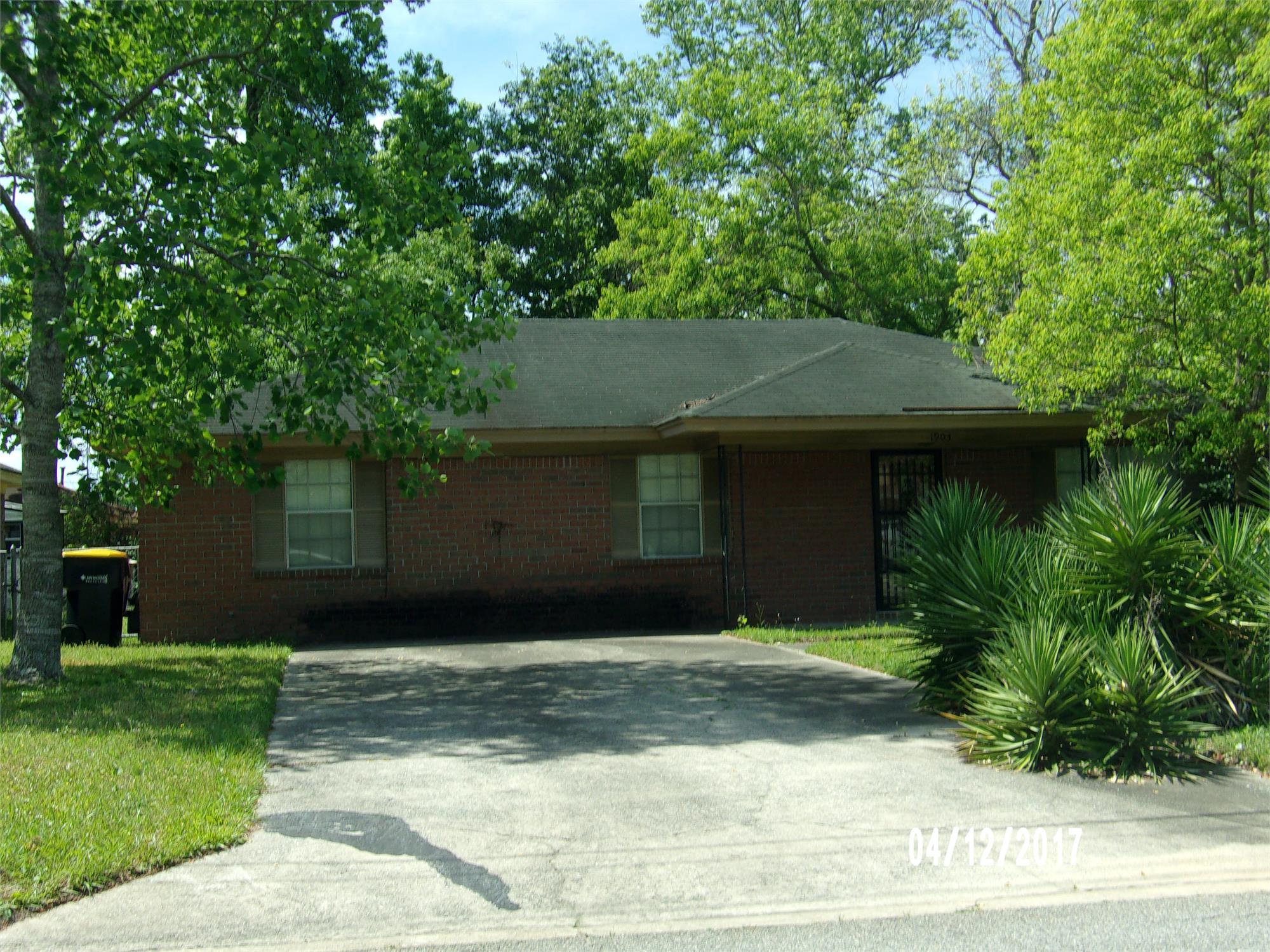 1903 Cimarron St, Savannah, GA 31405-3715