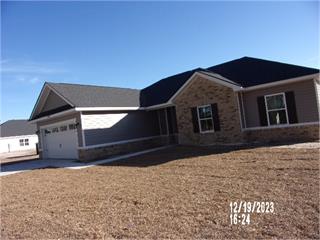 1405 Holmesville Rd, Jesup, GA 31545-1923