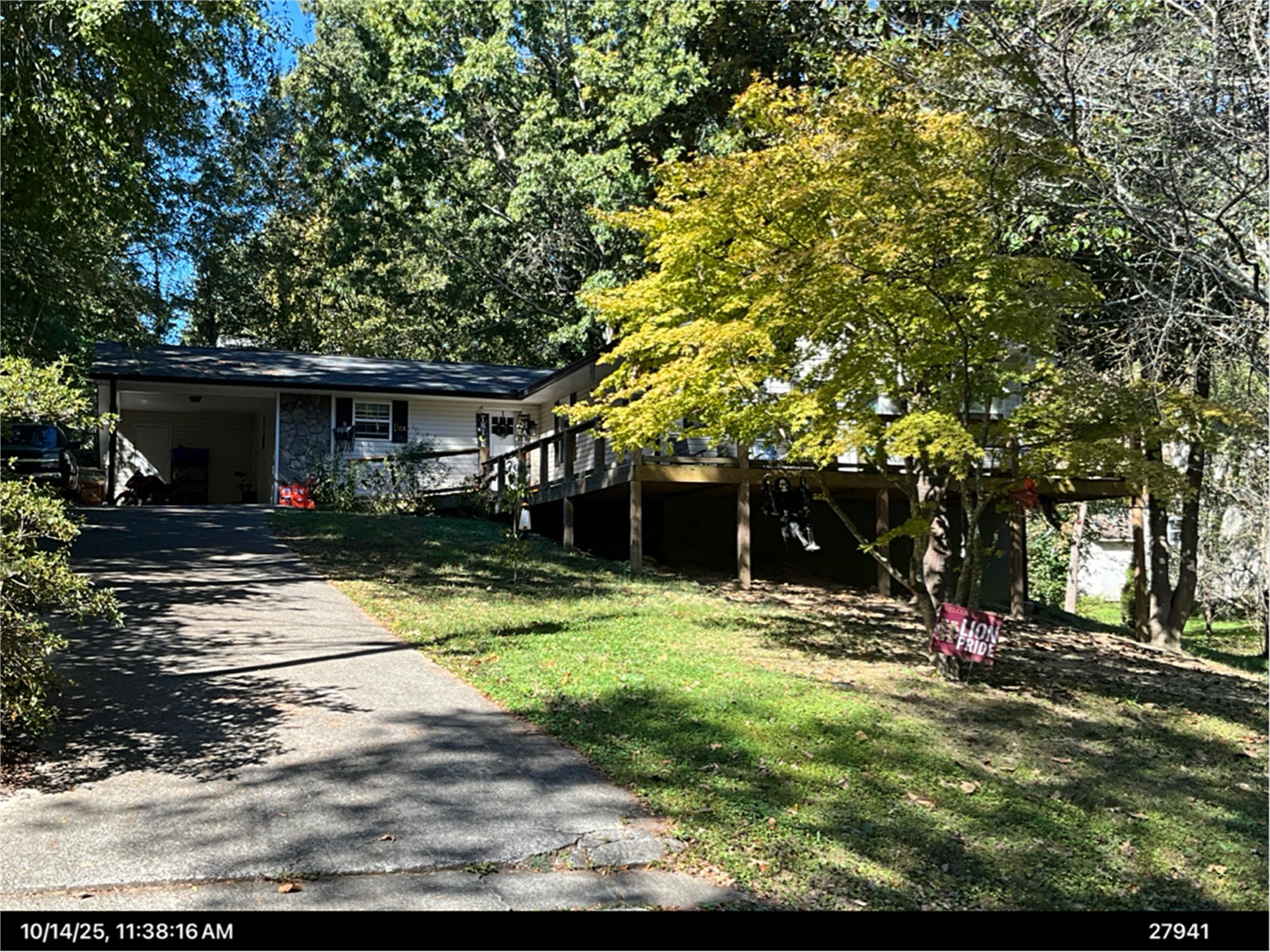 1910 Bobby Dr, Dalton, GA 30720-5747