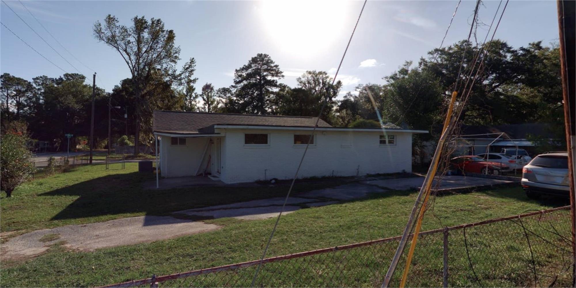 2222 E 58th St, Savannah, GA 31404-5112