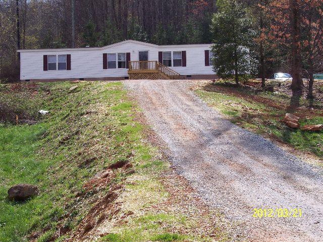 158 Webb Rd, Clayton, GA 30525-5627