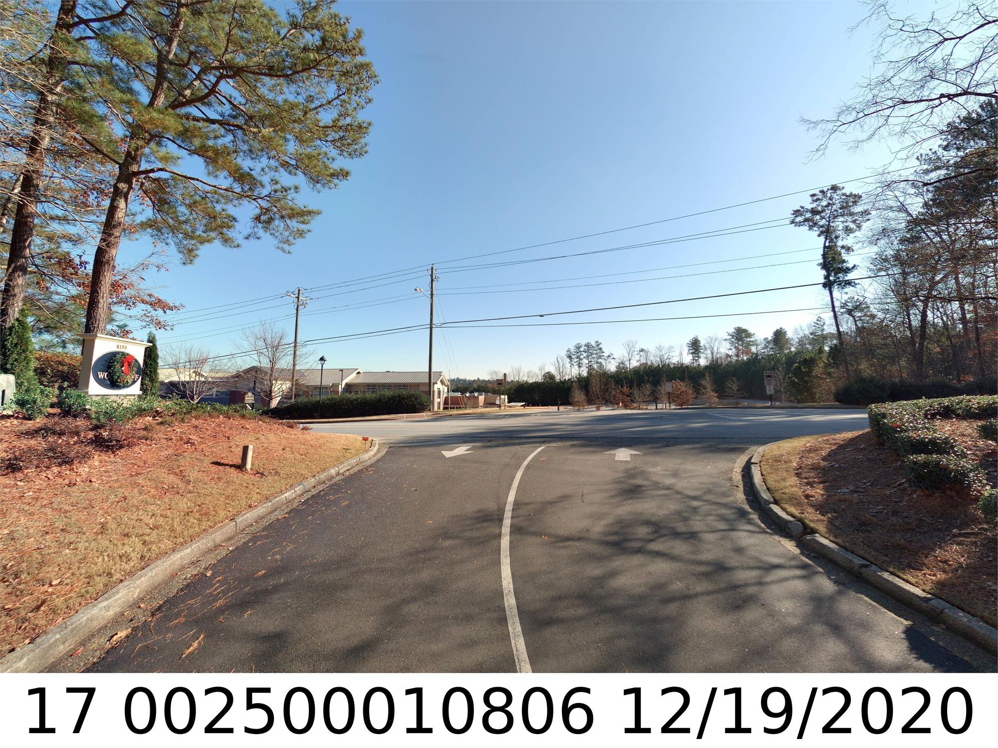 908 Woodcliff Dr, Atlanta, GA 30350-3164