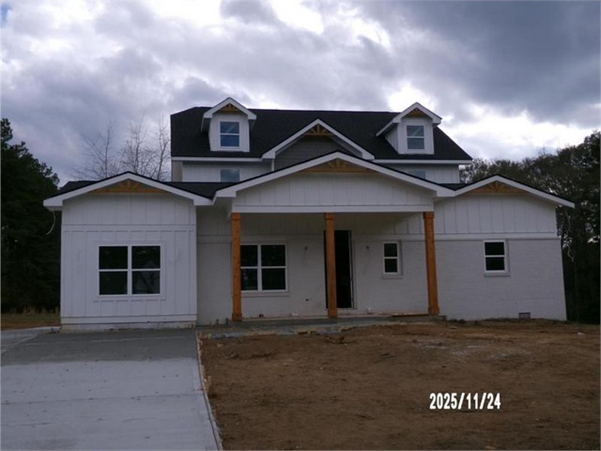 518 Hoke Okelly Mill Rd Sw, Loganville, GA 30052-2261