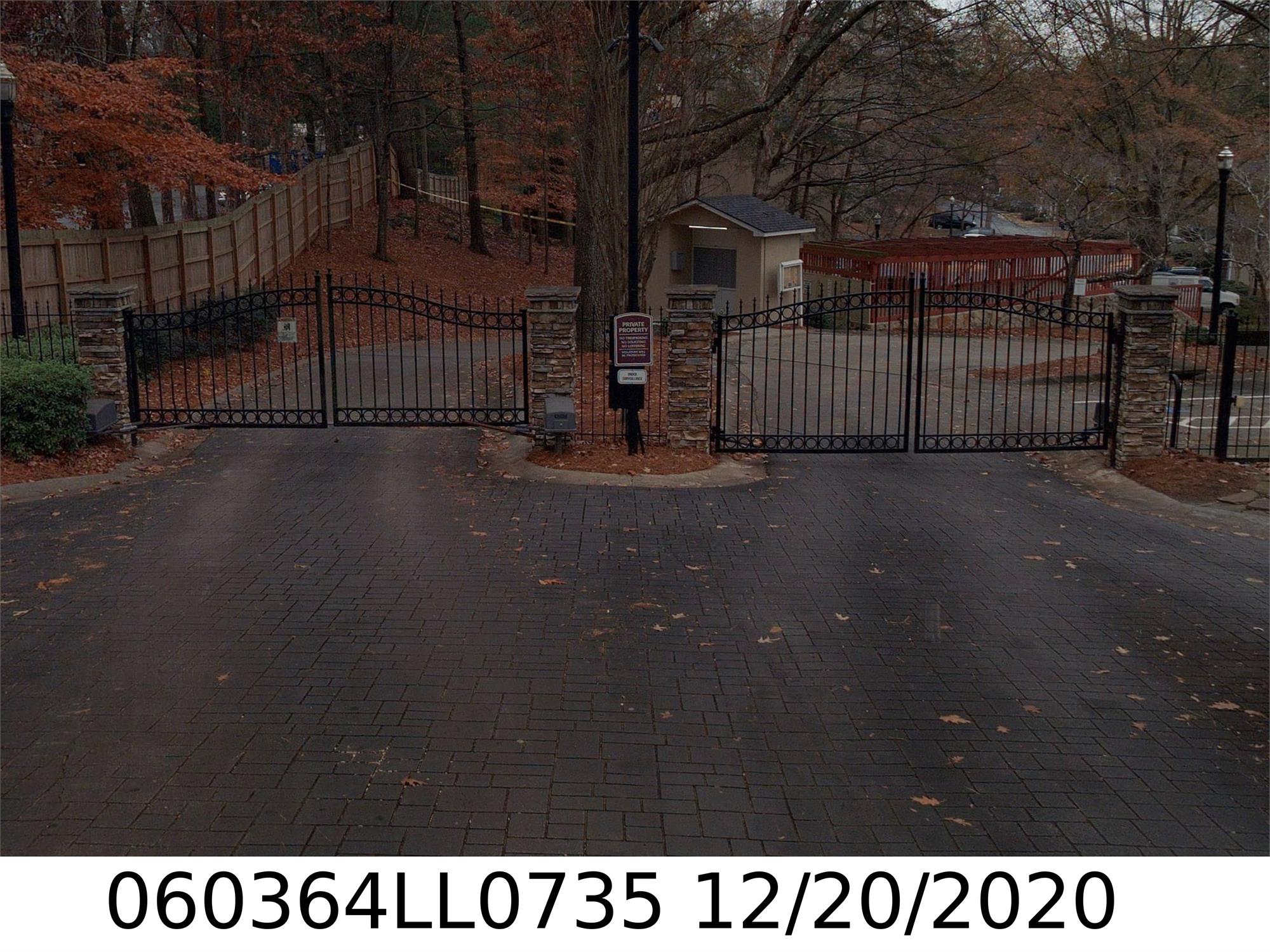 602 Masons Creek Cir, Atlanta, GA 30350-2556