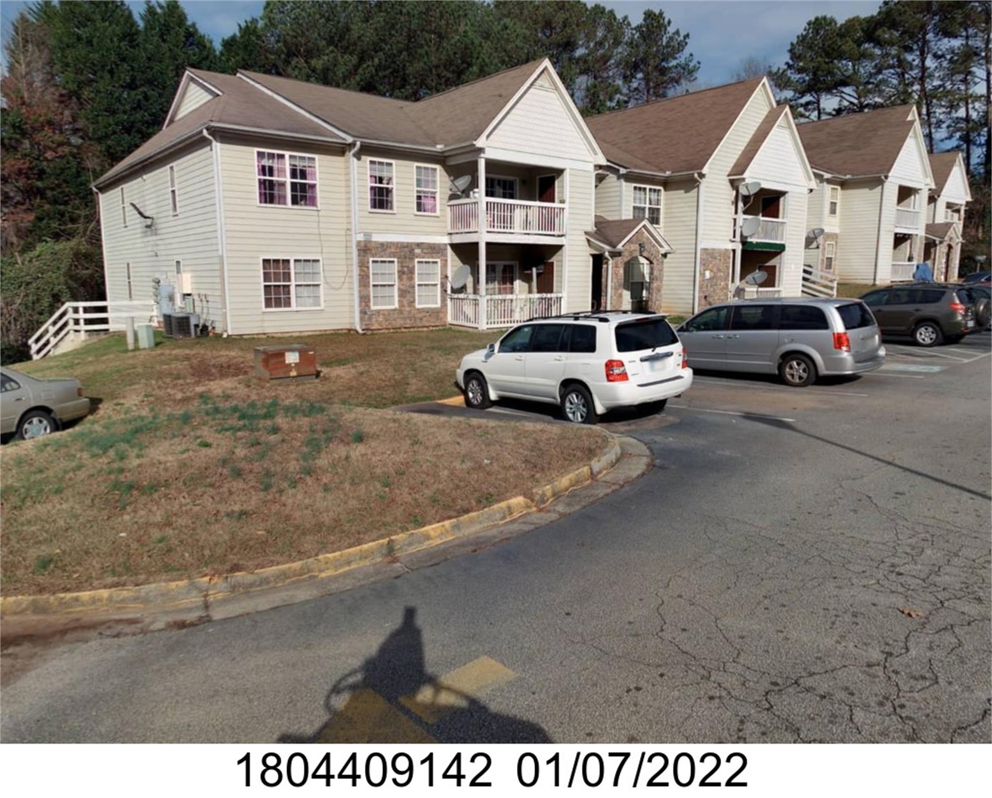 316 Ridgecreek Dr, Clarkston, GA 30021-2051